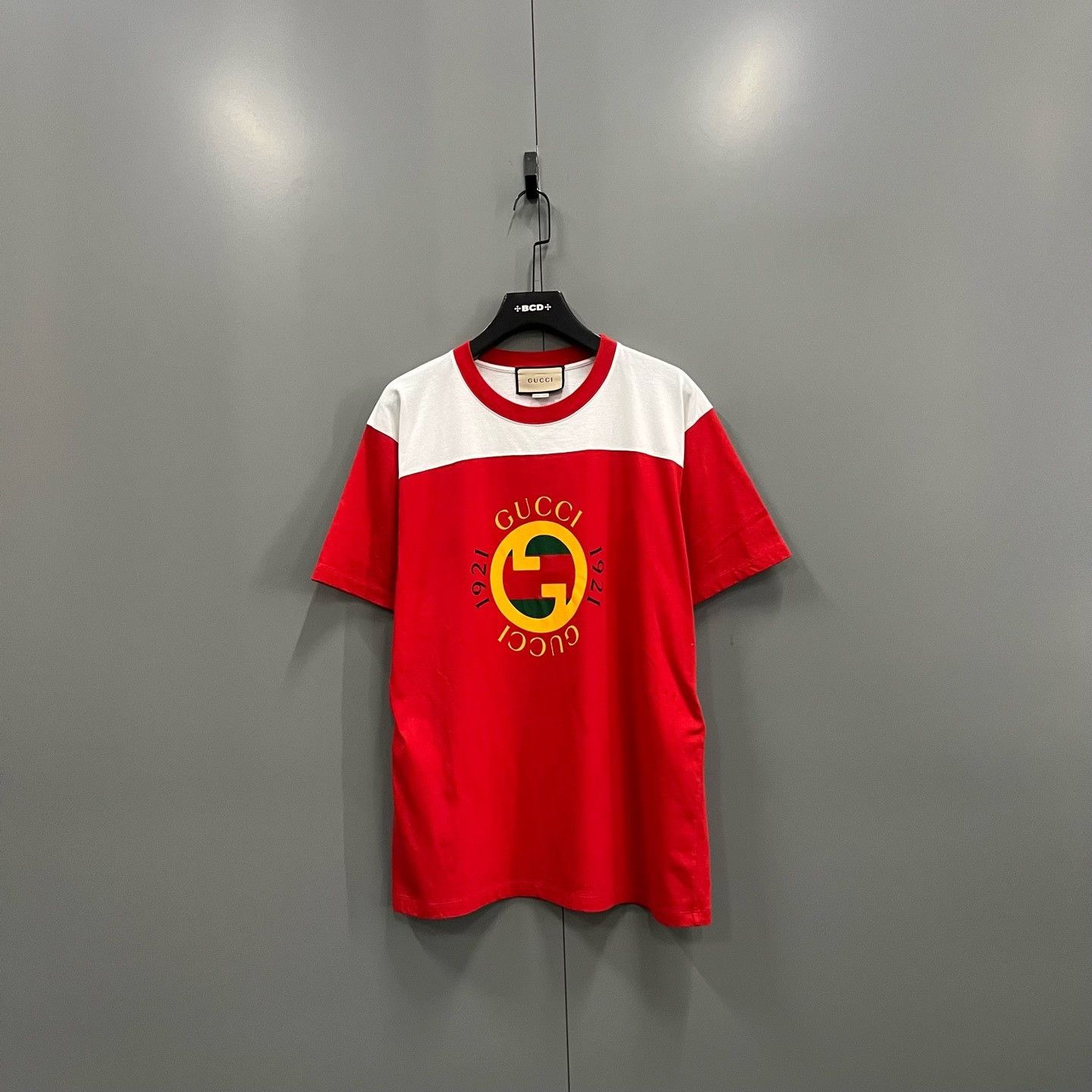 Gucci Gucci Retro Printed Red T-Shirt M Women Size M / US 6-8 / IT 42-44 - 1 Thumbnail