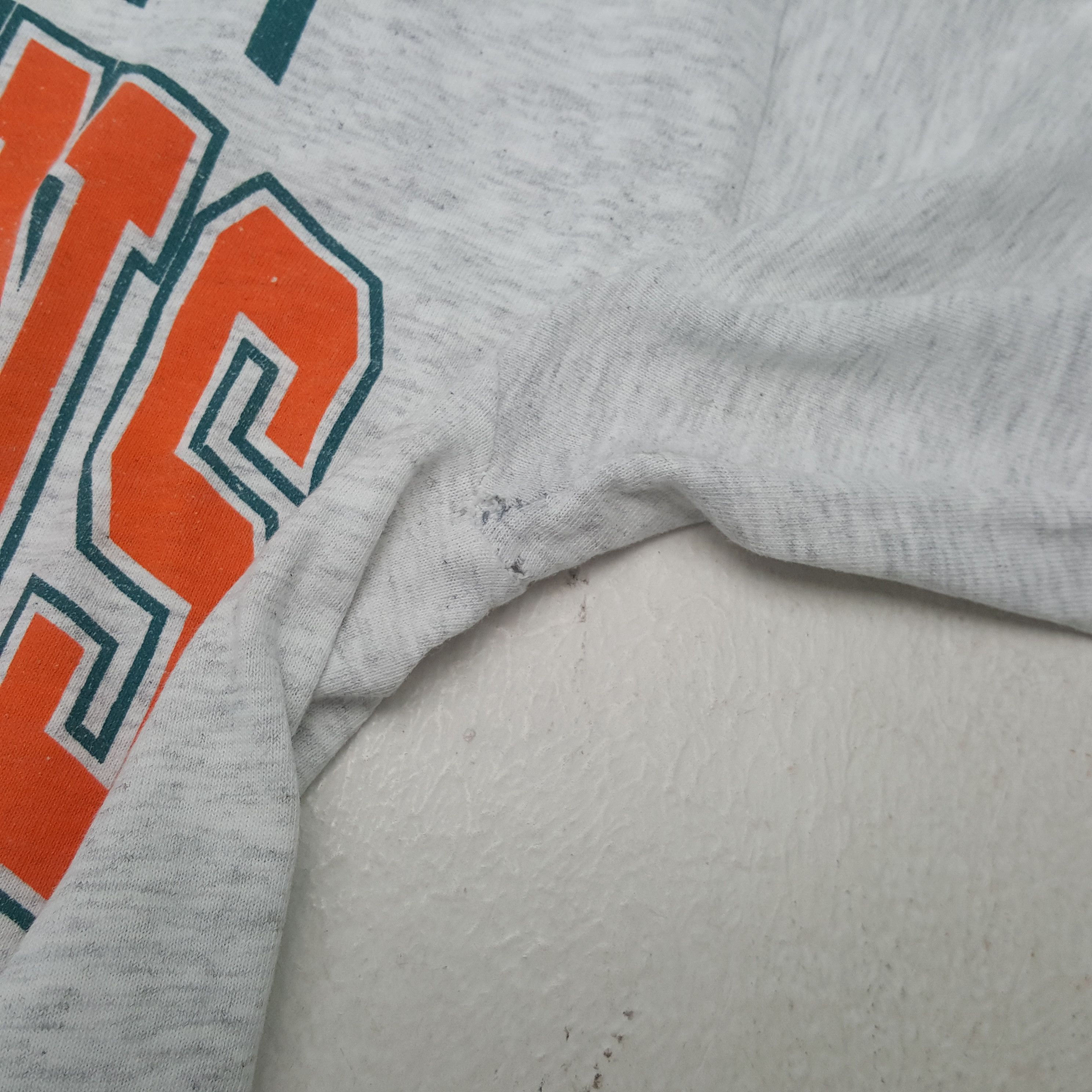 NFL × Starter × Vintage MIAMI DOLPHINS NFL Football Team Tshirt C276N80 Size US M / EU 48-50 / 2 - 7 Thumbnail