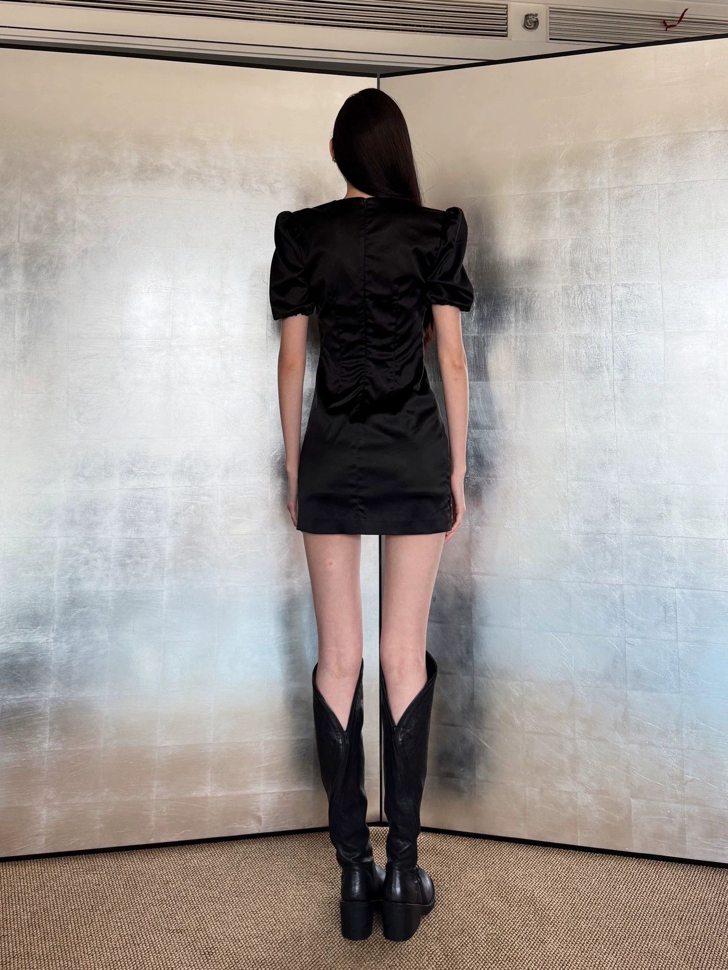 Vintage French Brand Vintage Shiny Stretch Puff Sleeve Dress Size S / US 4 / IT 40 - 8 Thumbnail