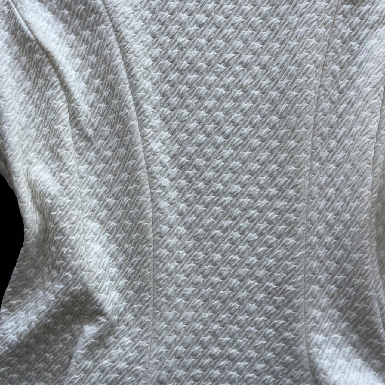 Other ✨ Elegant BCX White Textured Peplum Top ✨ Size L / US 10 / IT 46 - 3 Thumbnail