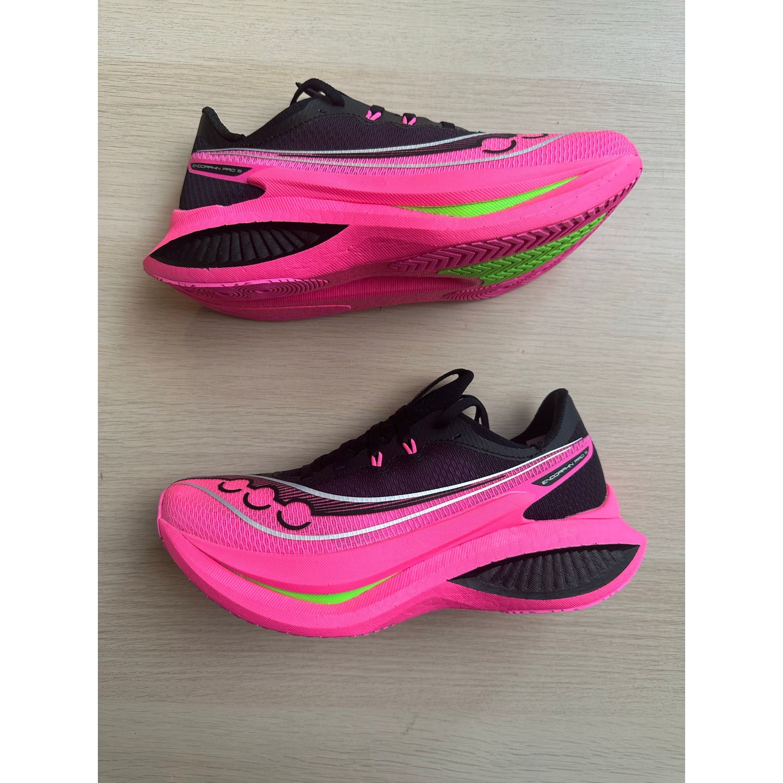 Saucony Saucony Endorphin Pro 5 Black Sneaker -Size 7.5W -New Sample Size US 7.5 / IT 37.5 - 11 Thumbnail