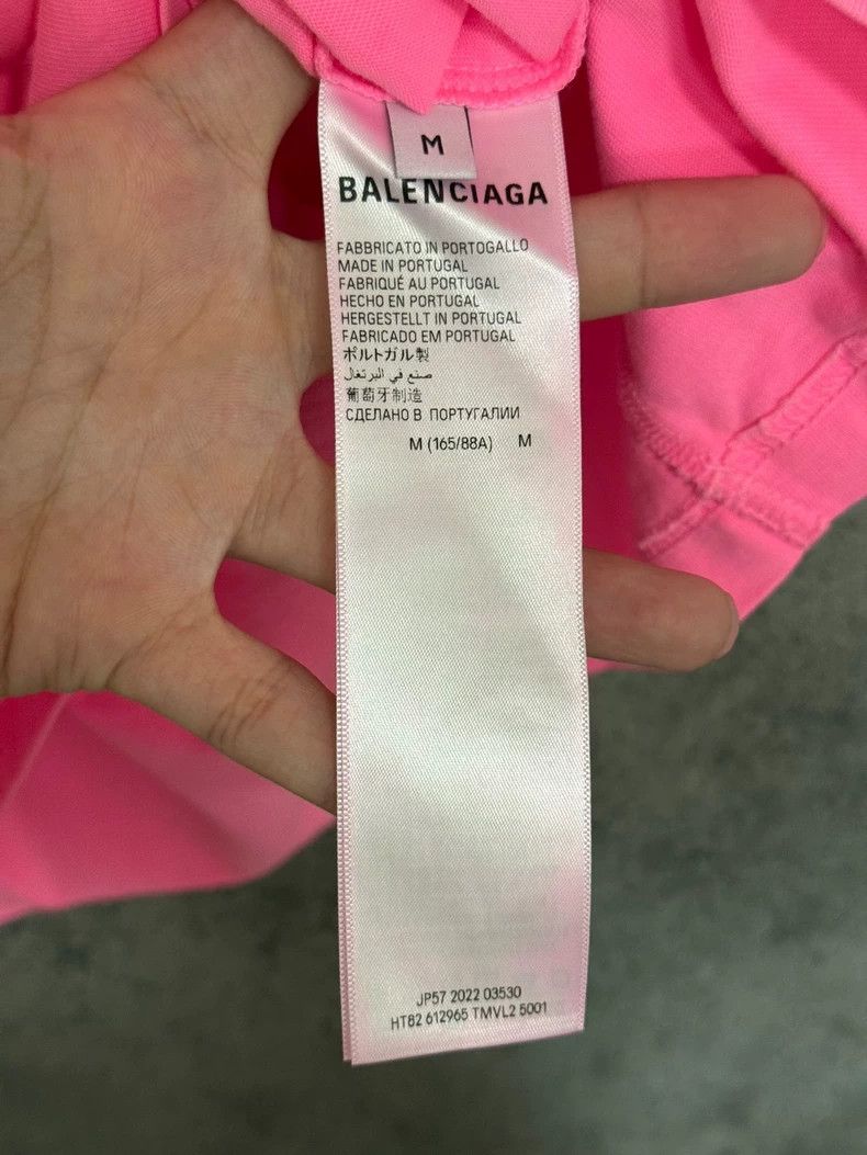 Balenciaga Balenciaga WFP Second Generation Food Program Collaboratio Size US M / EU 48-50 / 2 - 4 Thumbnail