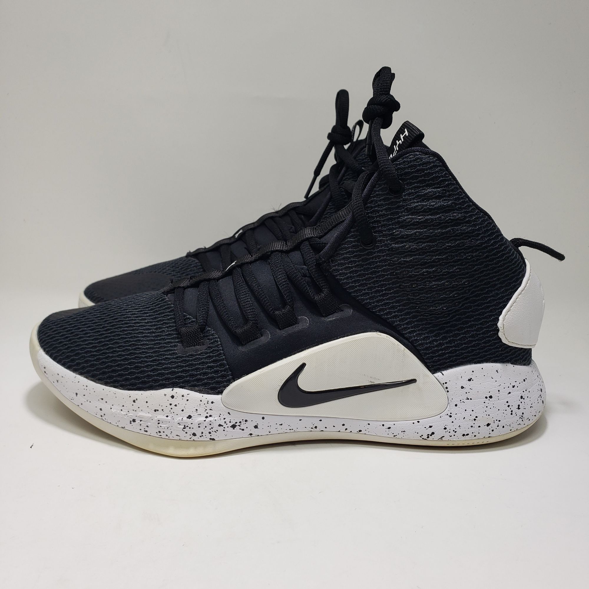 Nike Nike Hyperdunk X High Top Basketball Shoes Black/White Mens Size US 8.5 / EU 41-42 - 2 Thumbnail