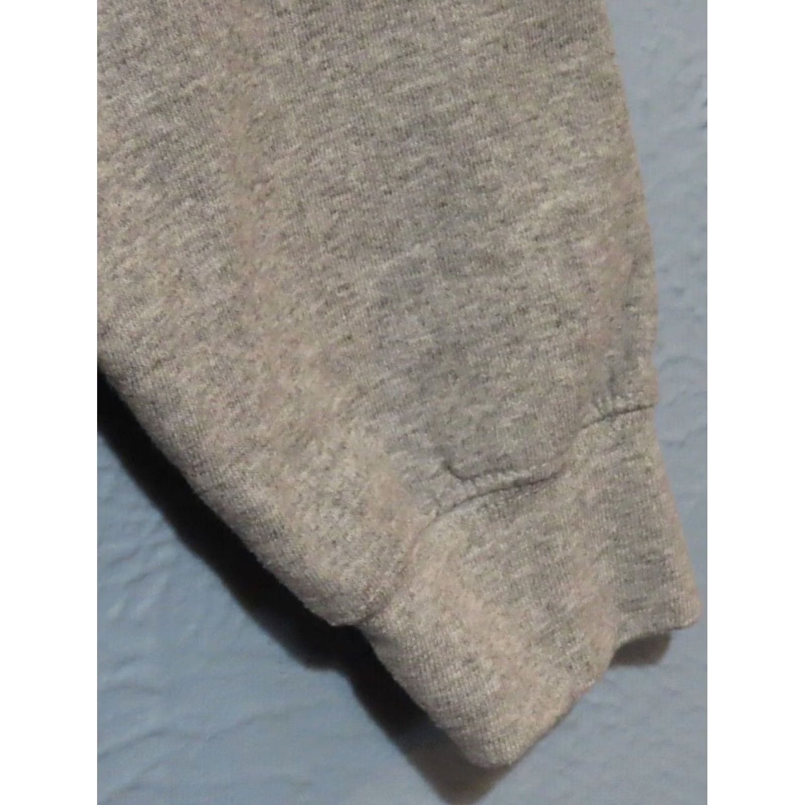Ford VINTAGE Ford Bronco Gray Double Sided Long Sleeve Crewneck Sweatshirt Mens Size M Size US M / EU 48-50 / 2 - 3 Thumbnail