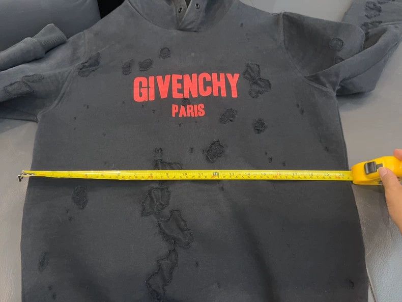 Givenchy Givenchy Black Red Logo Ripped Hoodie Size US M / EU 48-50 / 2 - 4 Thumbnail