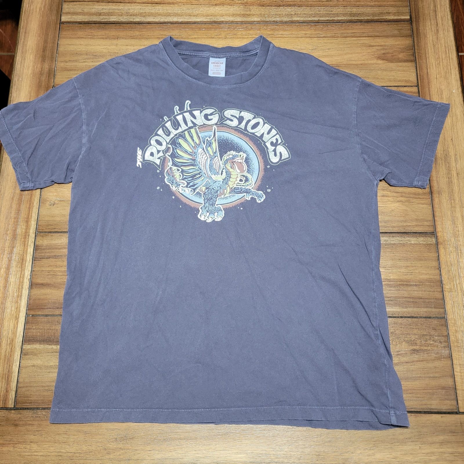 American Eagle Outfitters American Eagle Rolling Stones Tee Glitter Dragon - Size XS/S Size S / US 4 / IT 40 - 1 Thumbnail