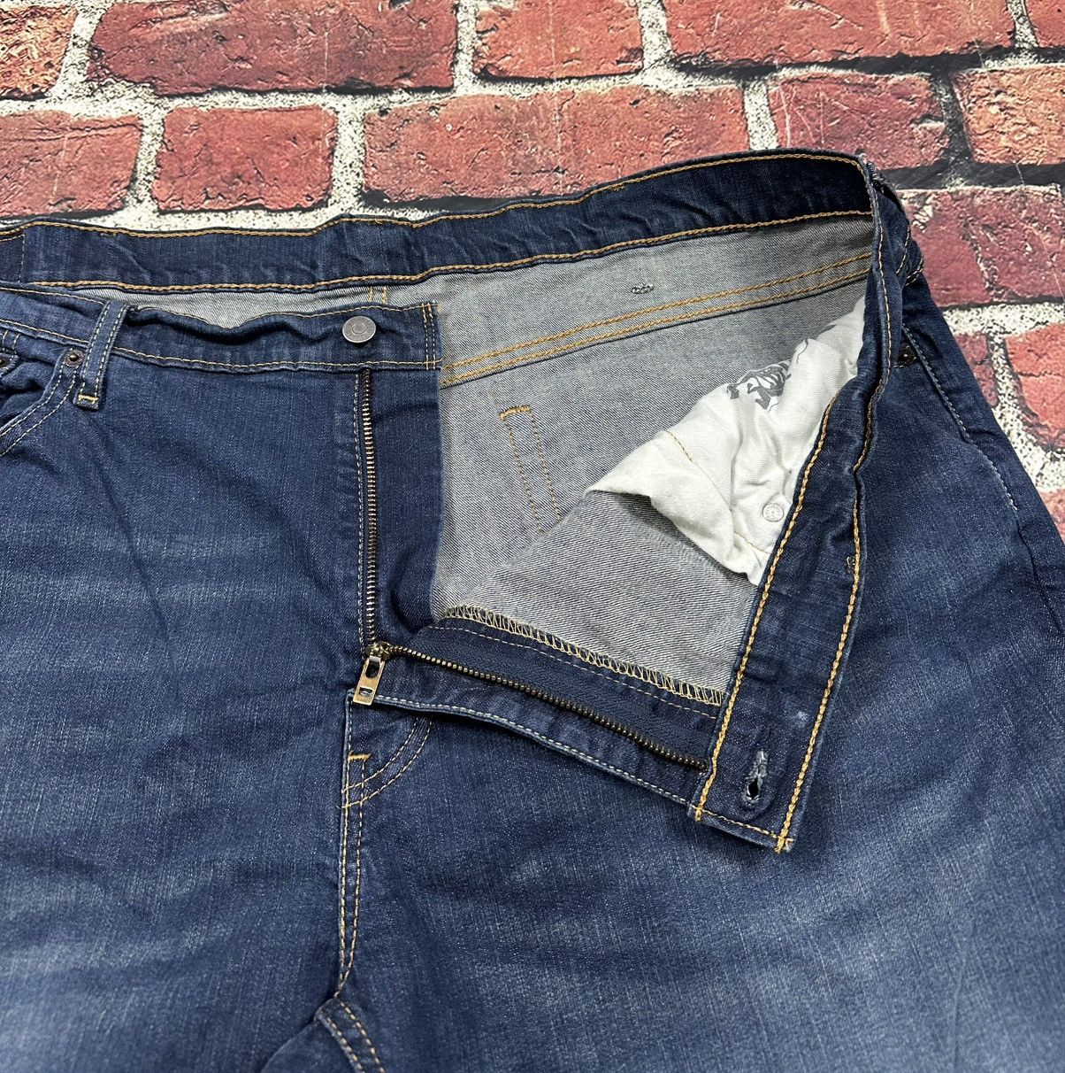 Levi's Levis 541 Jeans 46x30 Straight Leg Denim Dark Wash Stretch Size US 44 / EU 60 - 9 Thumbnail