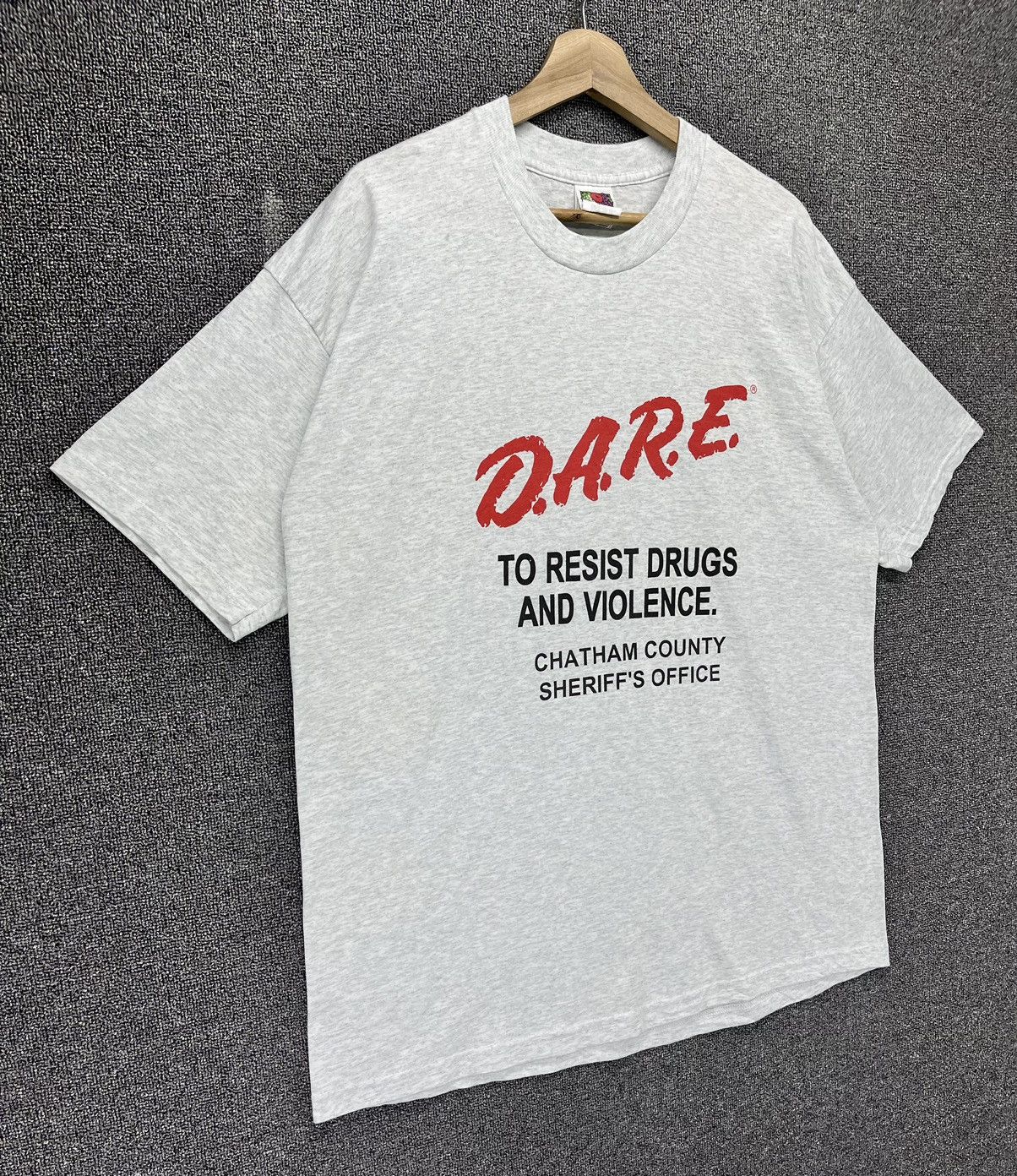 Band Tees Vintage D.A.R.E Punk Rock Band Tees T Shirt Size US XL / EU 56 / 4 - 2 Thumbnail