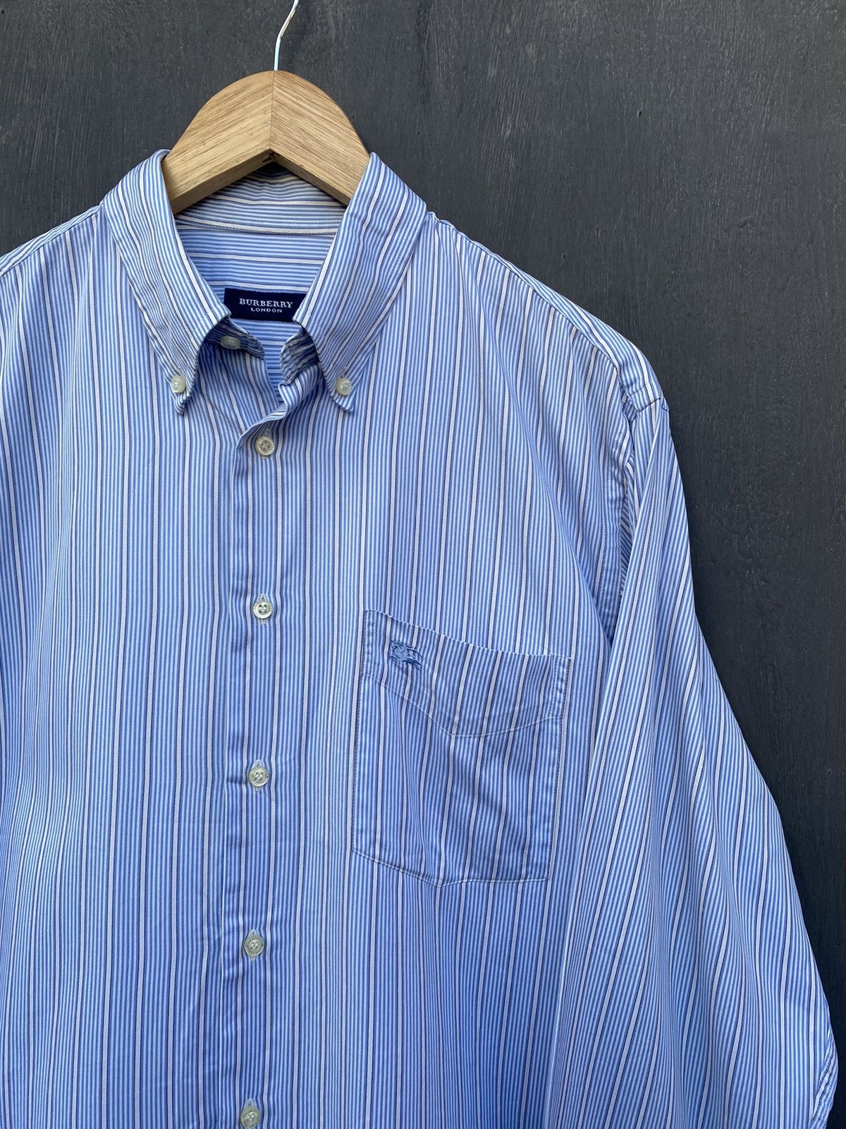 Burberry Burberry Blue striped shirt size L made in spain Size US L / EU 52-54 / 3 - 2 Thumbnail
