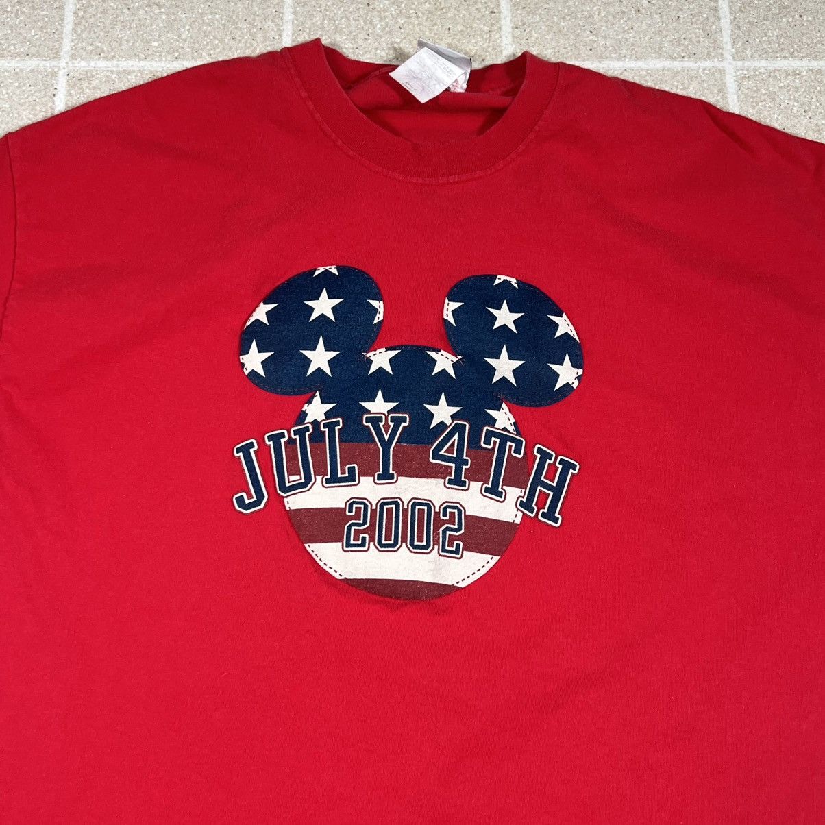 Disney Vintage Disney Store Mickey Mouse July Tshirt Sz L America Size US L / EU 52-54 / 3 - 2 Thumbnail