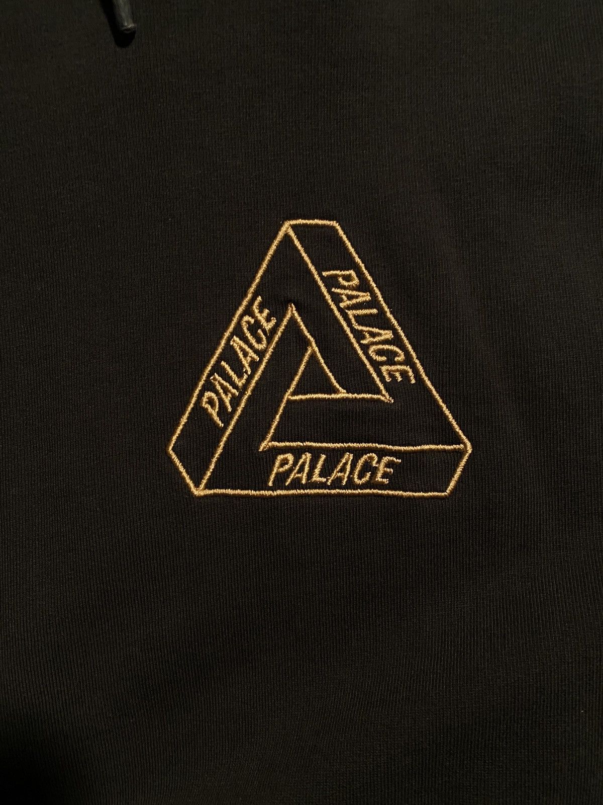 Palace Tri-Archaeology Hood Black