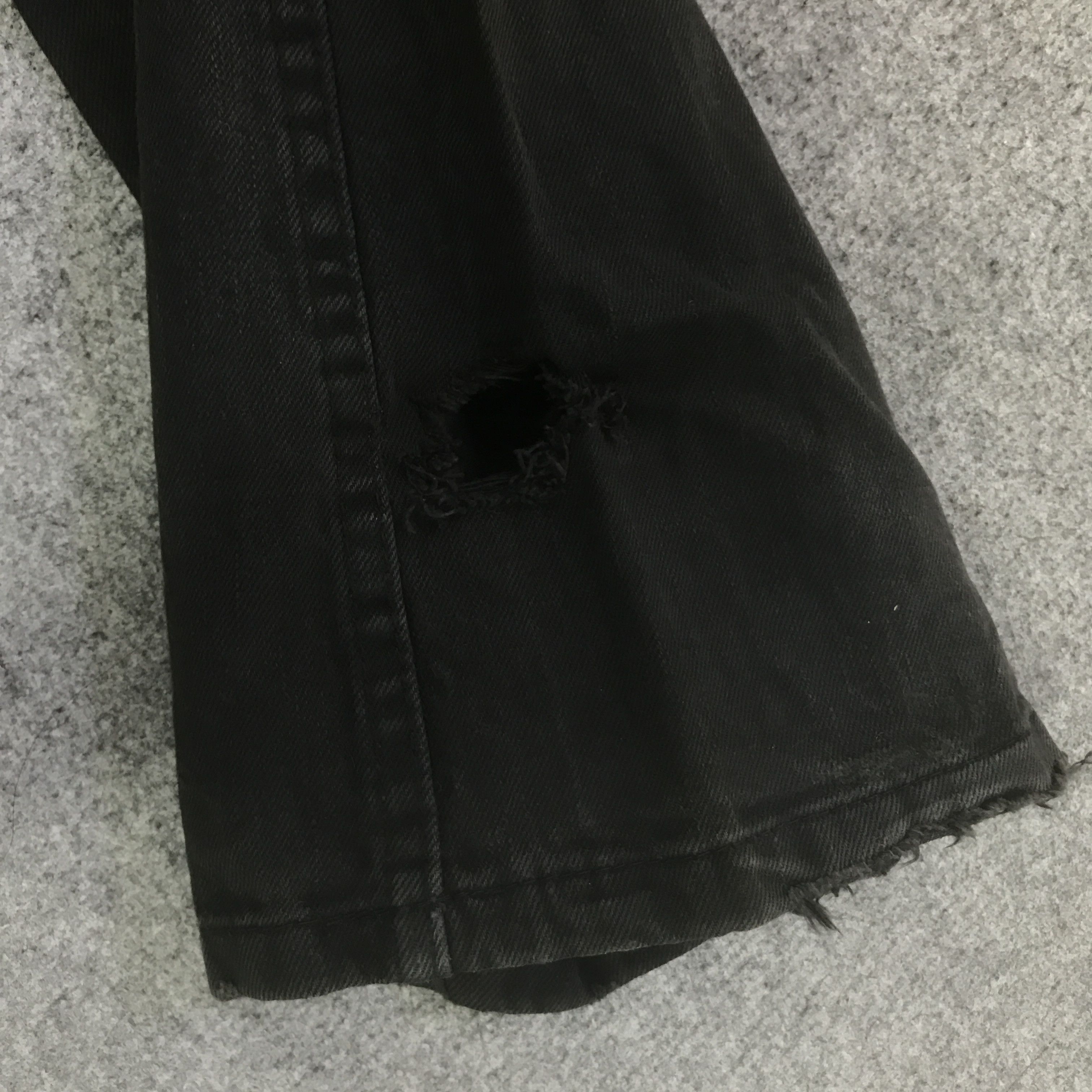 Japanese Brand JAPANESE BRAND BLACK PUNK DISTRESSED DENIM PANTS K129B5 Size US 28 / EU 44 - 12 Thumbnail