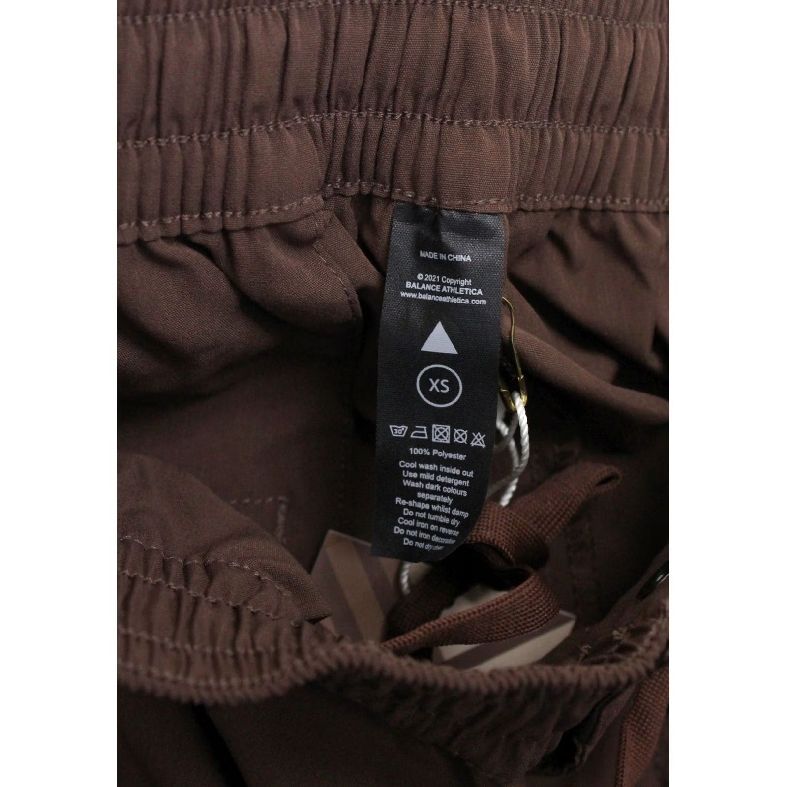 Vintage BALANCE ATHLETICA The Celsius Cargo Trousers Men's XS Drawstring Woven Brown Size US 27 - 7 Thumbnail