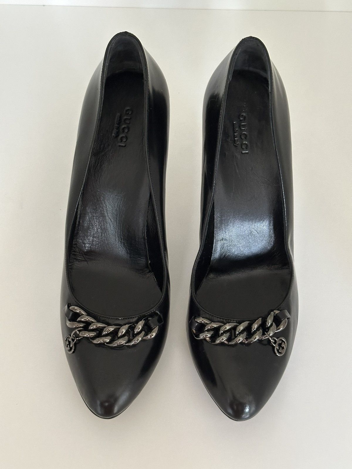 Gucci Gucci patent leather heels metal logo with box Size US 9 / IT 39 - 9 Thumbnail