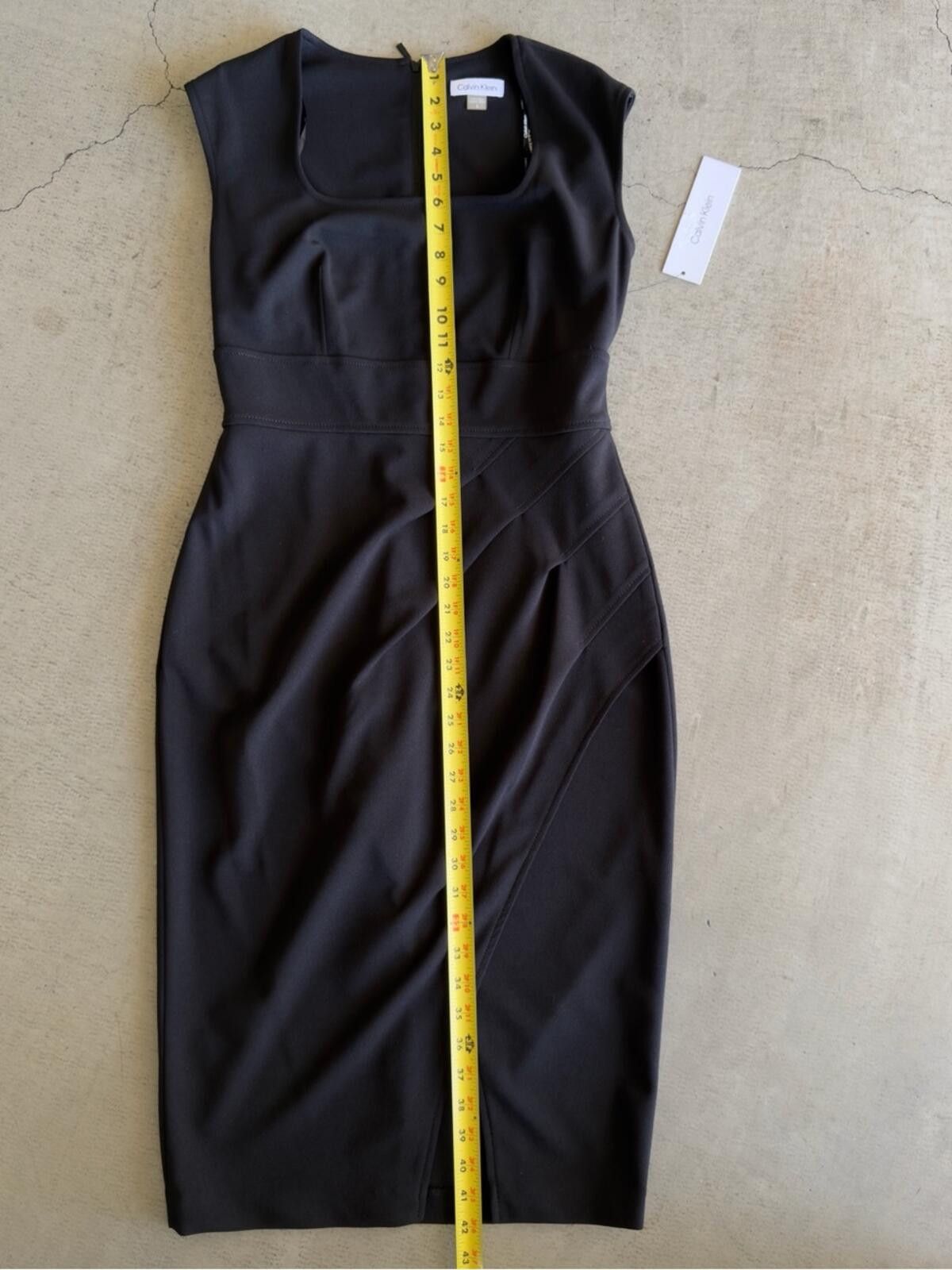 Calvin Klein Calvin Klein / Tulip Hem Sheath Dress / Black Size M / US 6-8 / IT 42-44 - 6 Thumbnail