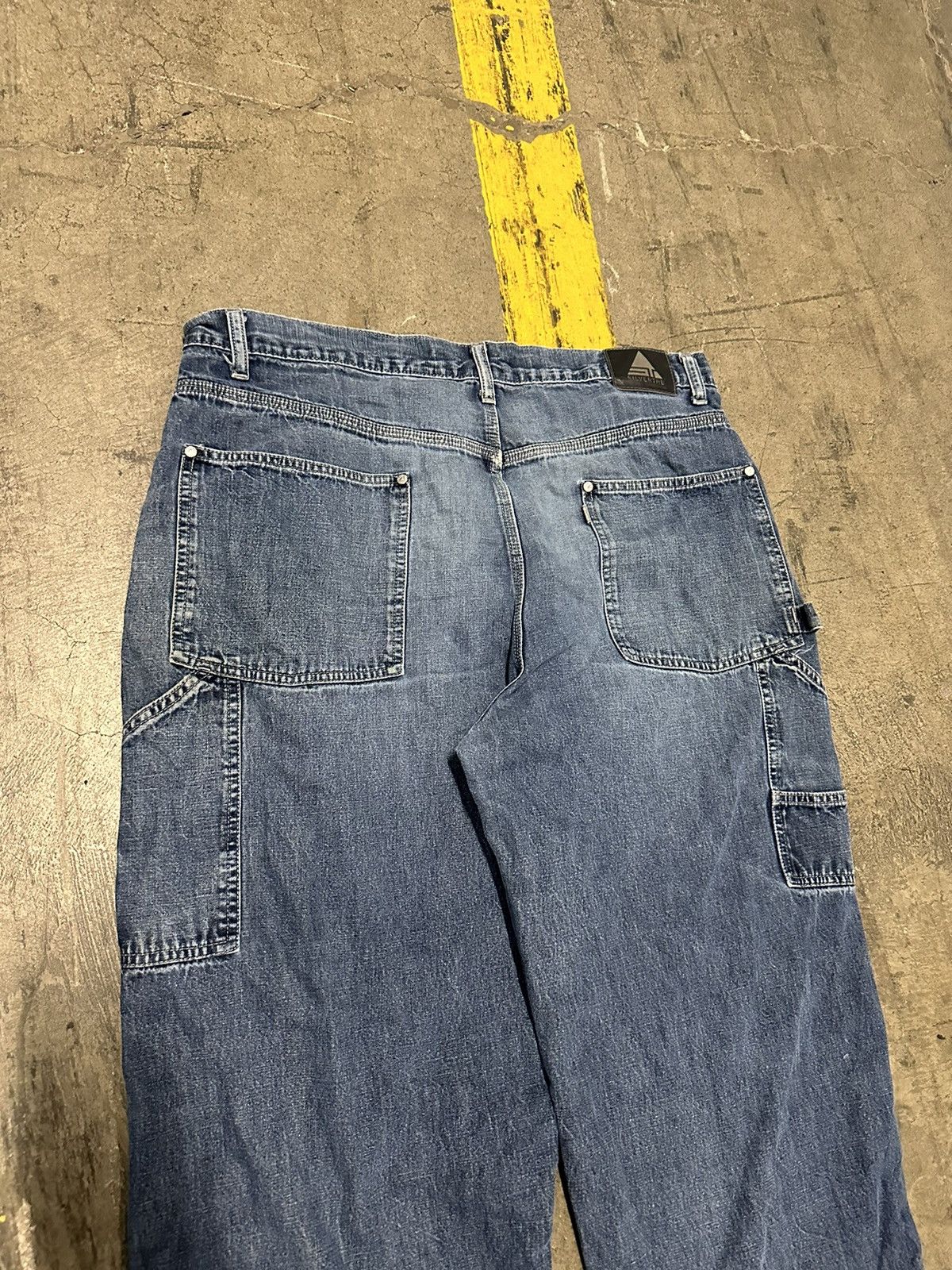 Levi's × Vintage Y2K Levi’s Silvertab baggy cargo jeans Size US 36 / EU 52 - 4 Thumbnail