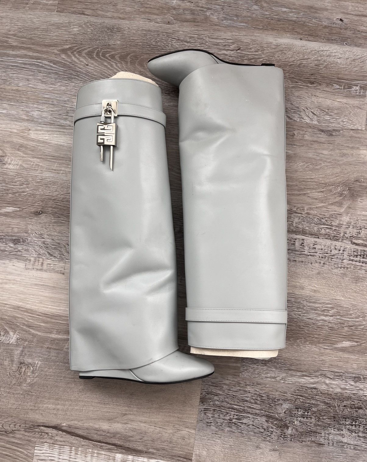 Givenchy givenchy "shark lock" boots in grey Size US 8.5 / IT 38.5 - 1 Thumbnail
