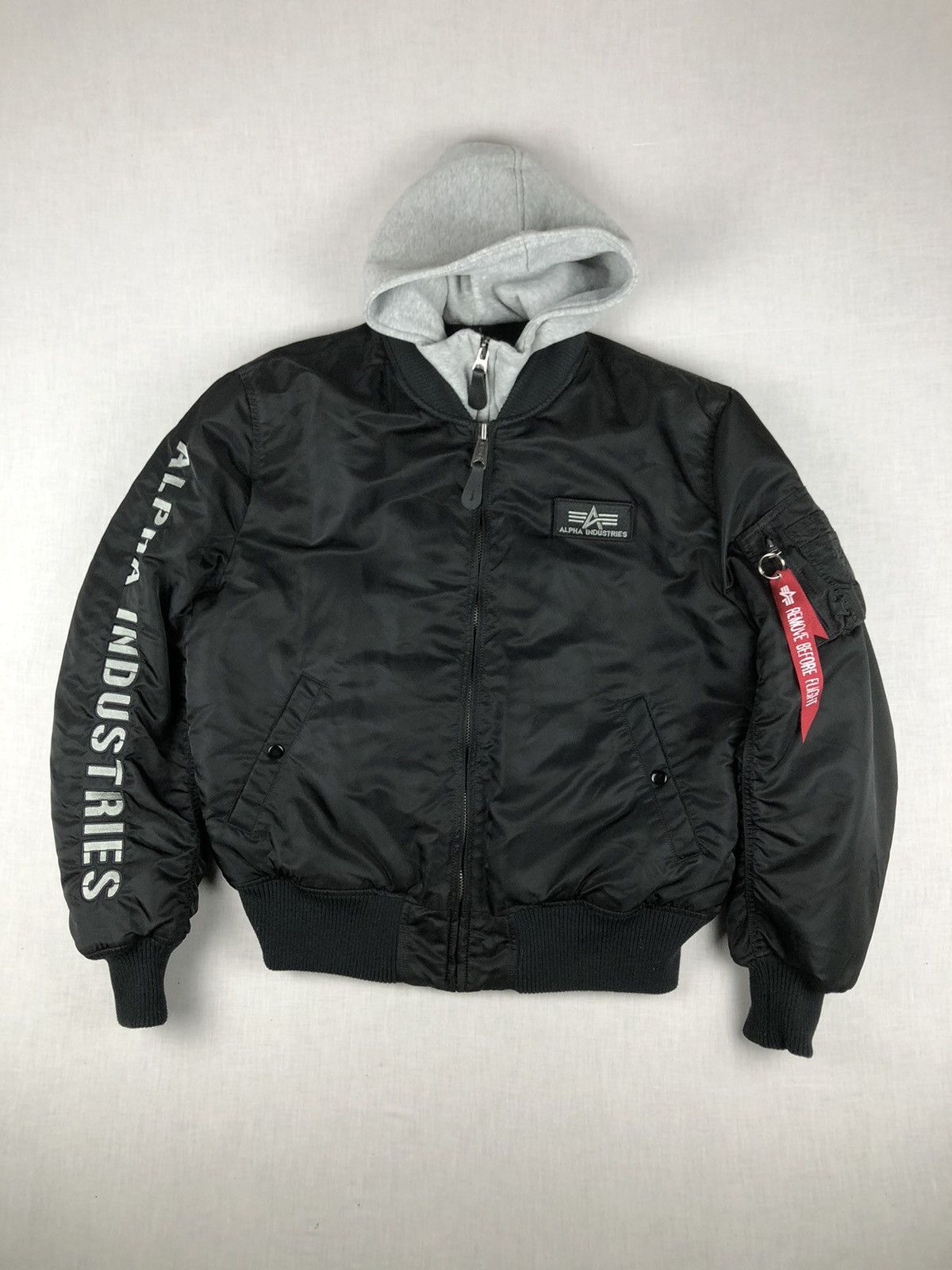 Alpha Industries Alpha Industries MA-1 Bomber Jacket Flying hooded Size US XL / EU 56 / 4 - 2 Thumbnail