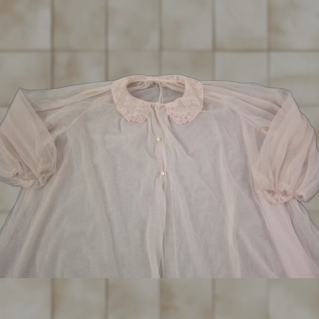 Vintage Vintage Van Raalte Lingerie Dress Small Pink Sheer Lace Nylon USA 60s Size S / US 4 / IT 40 - 1 Thumbnail