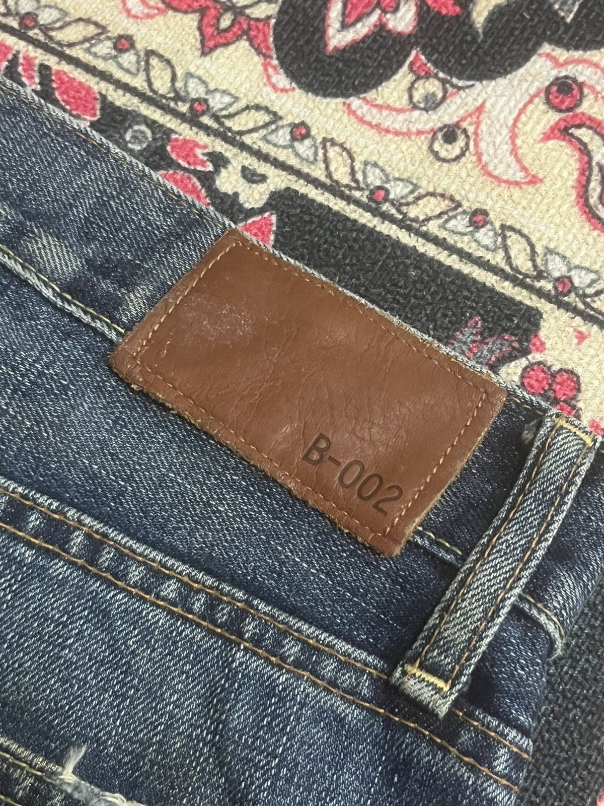 Undercover × Uniqlo Vintage Uniqlo B002 Dark Blue Ripped Hem Flare Jeans Size US 36 / EU 52 - 8 Thumbnail