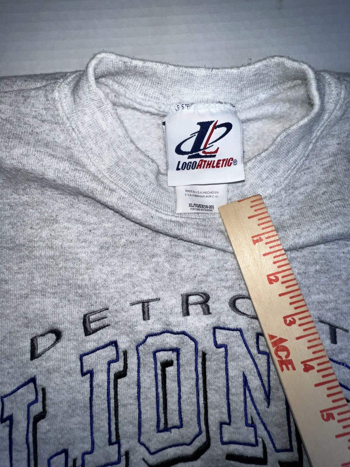 Logo Athletic × Vintage Vintage Detroit Lions Logo Athletic Sweatshirt Sweater Xl Size US XL / EU 56 / 4 - 3 Thumbnail
