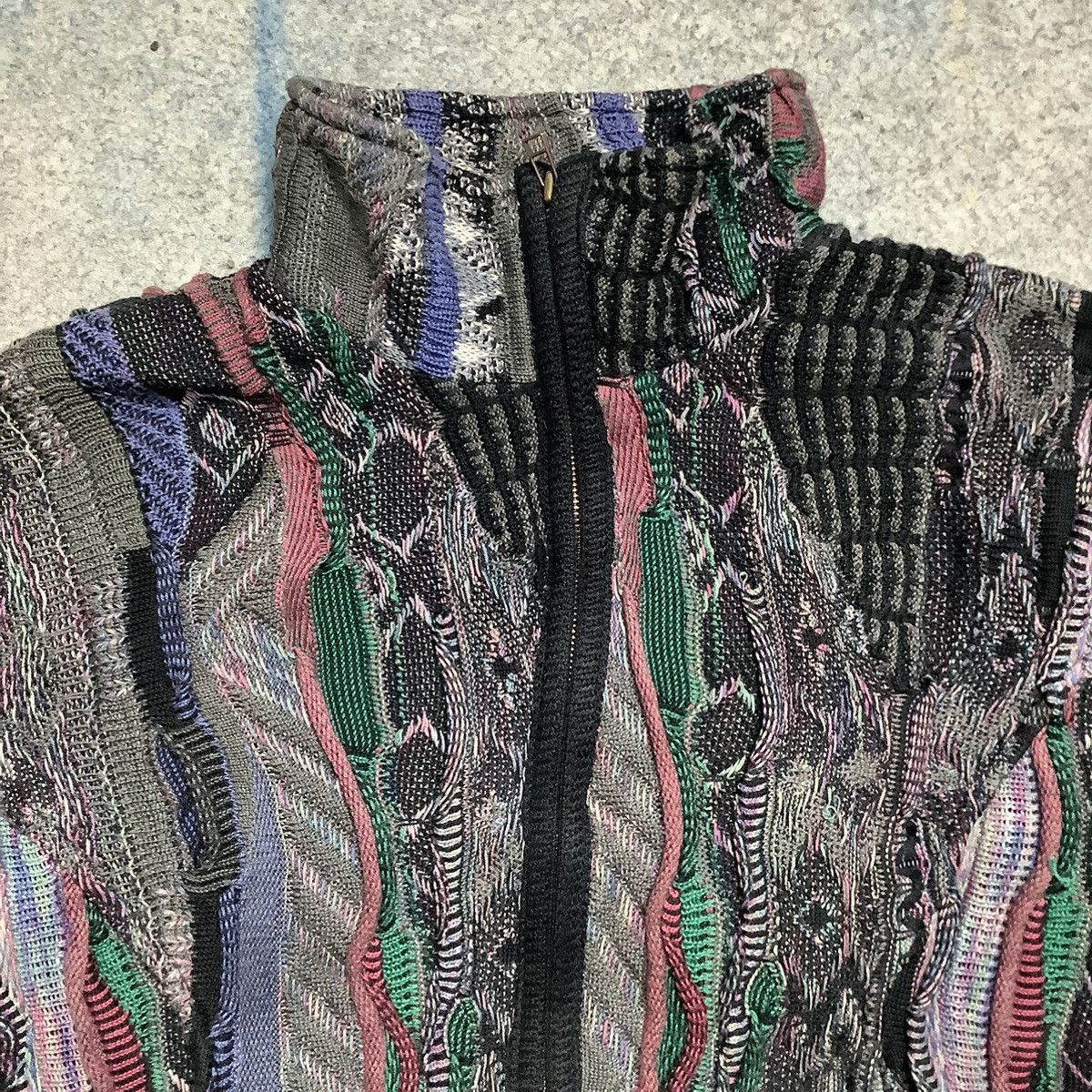 Tundra × Tundra Canada Vintage Coogi Tundra Style Knit 3D Archive Zip Sweater Size US S / EU 44-46 / 1 - 2 Thumbnail