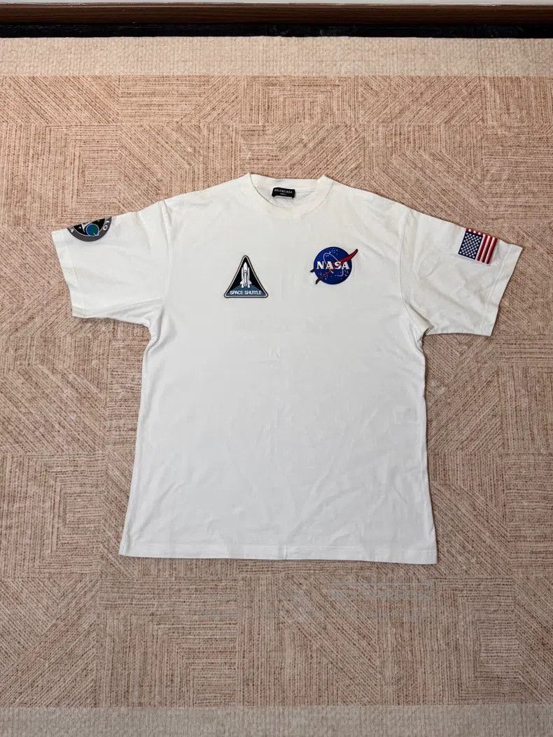 Balenciaga Balenciaga NASA White Short Sleeve - S Size US S / EU 44-46 / 1 - 1 Thumbnail