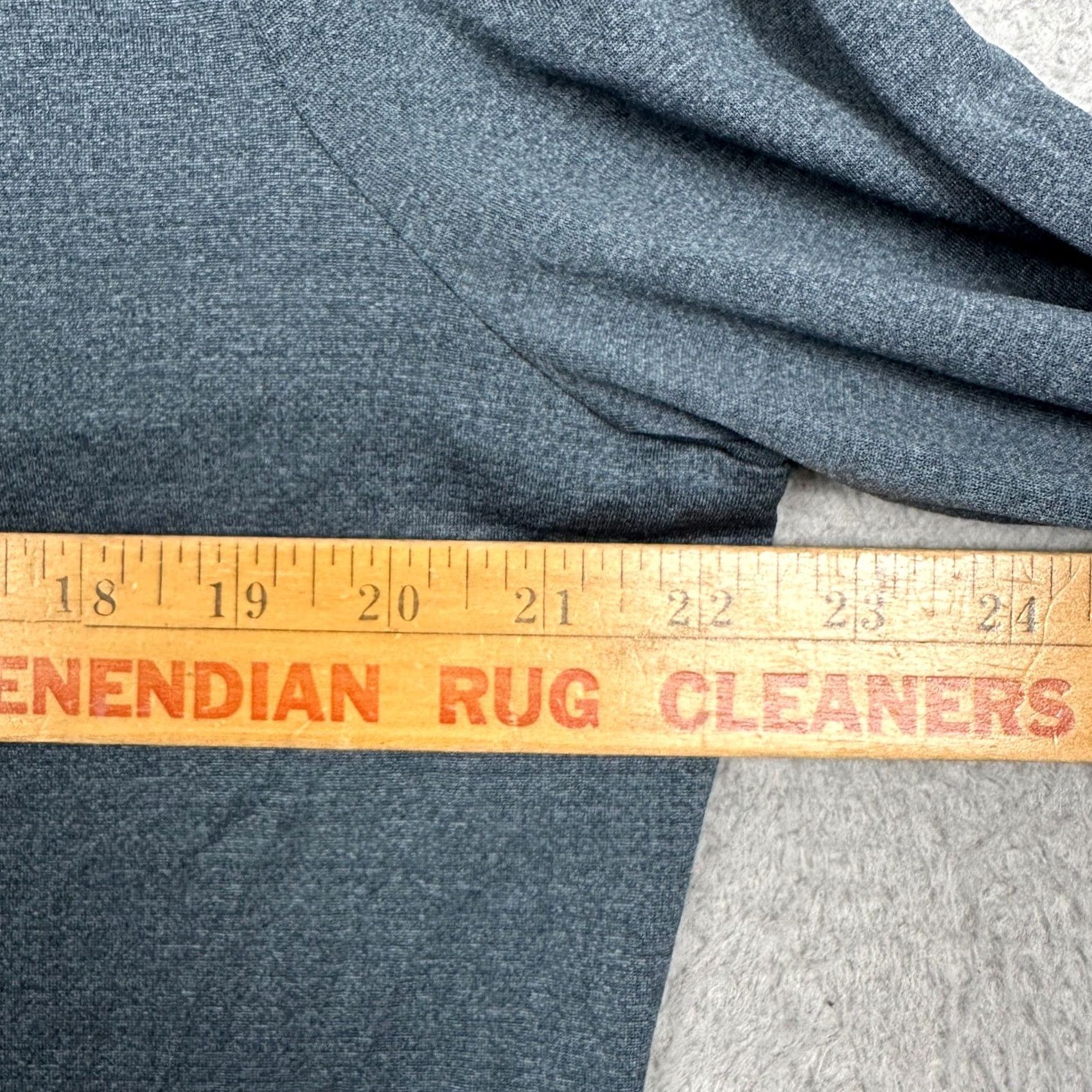 Vintage On Running Long-T T-Shirt Mens XL Gray Heather Lightweight Moisture Wicking Crew Neck Pullover Indoor Outdoor Athletic Golf Running Gym Training Size US XL / EU 56 / 4 - 6 Thumbnail