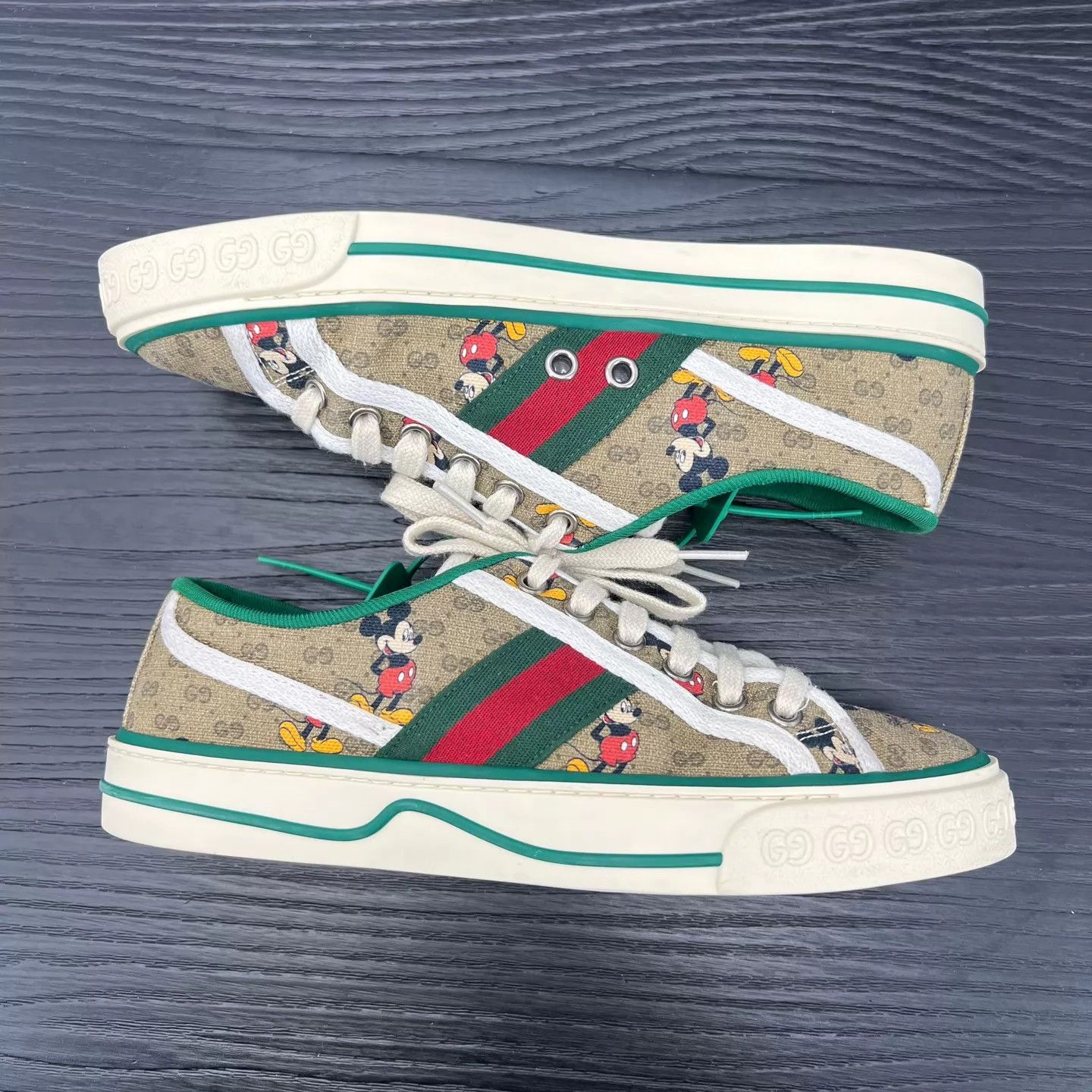 Gucci Gucci 1977 Disney Brown 37W Women's Near New Size US 6.5 / IT 36.5 - 7 Thumbnail