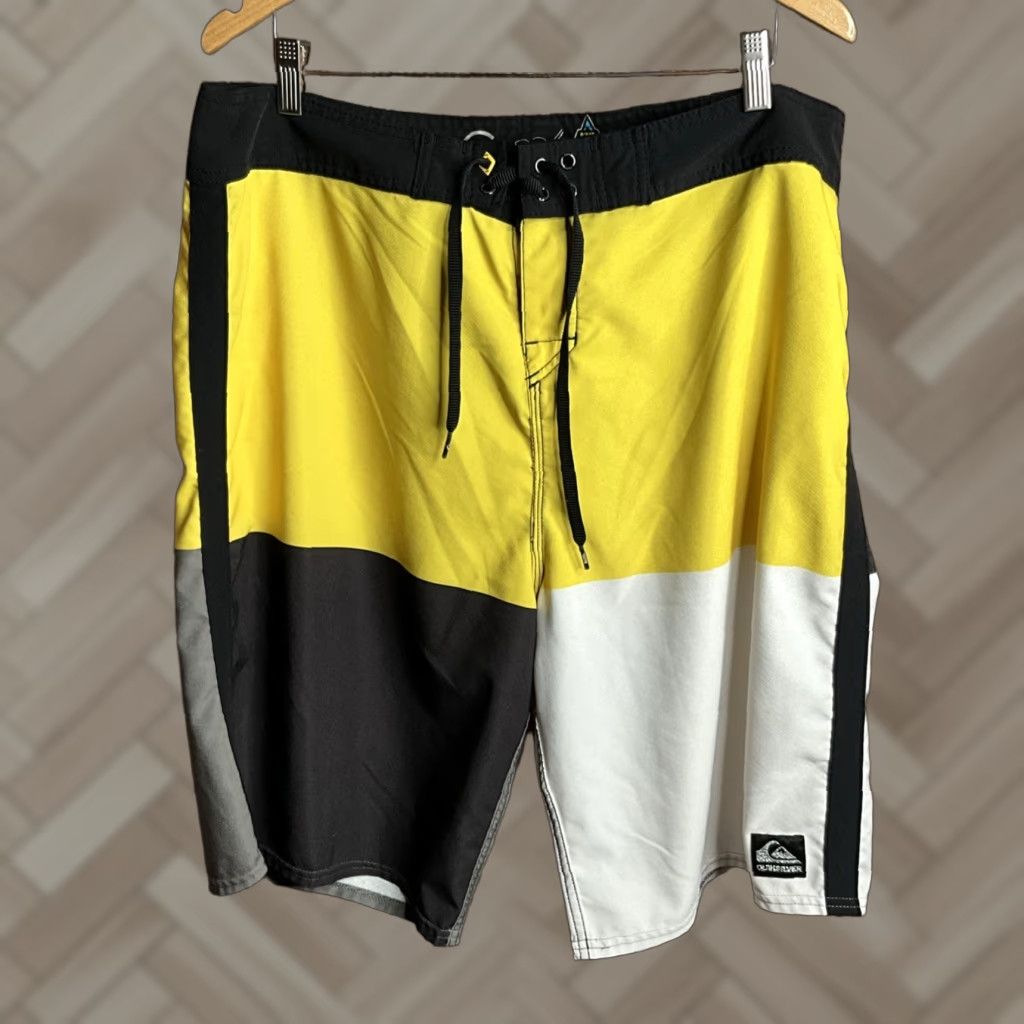 Quiksilver Quiksilver Board Shorts Men 38 Surf Hawaii Multicolor Striped Dane Reynolds 10” Beach Aloha Hawaiian Anchor Anime Surfing Stretch Size US 38 / EU 54 - 1 Thumbnail