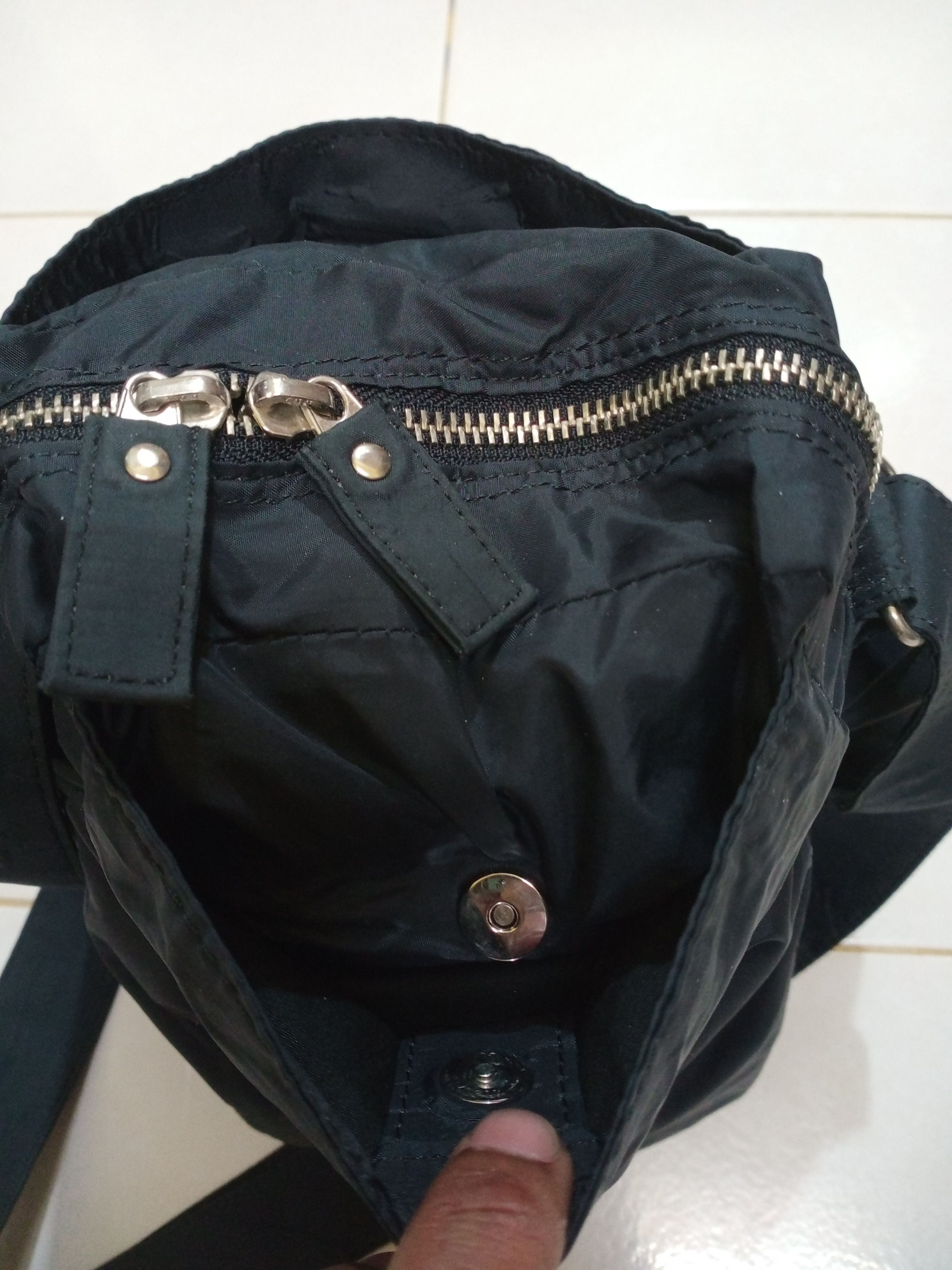 Yohji Yamamoto Rare Vintage Yohji Yamamoto Y'saccs Nylon Shoulder Bag Size ONE SIZE - 3 Thumbnail