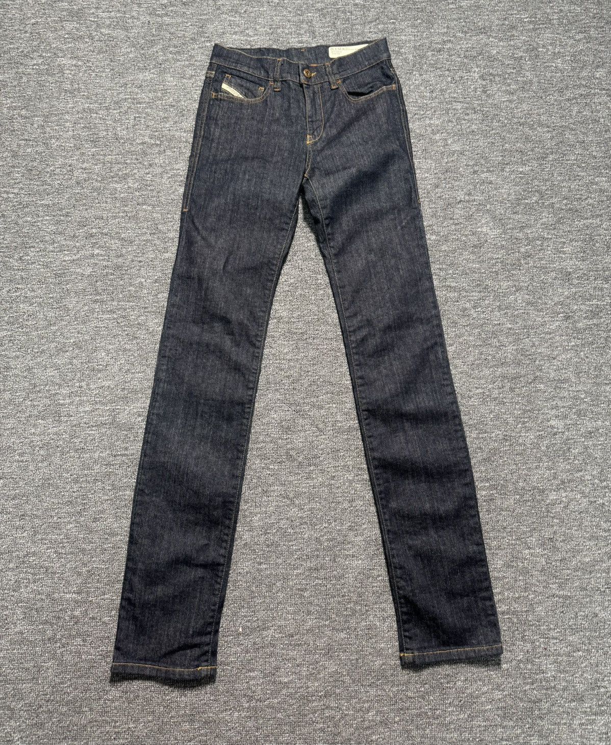 Diesel Diesel Straitzee Women’s Jeans W25 L32 Slim Straight Size 25" / US 0 / IT 36 - 1 Thumbnail