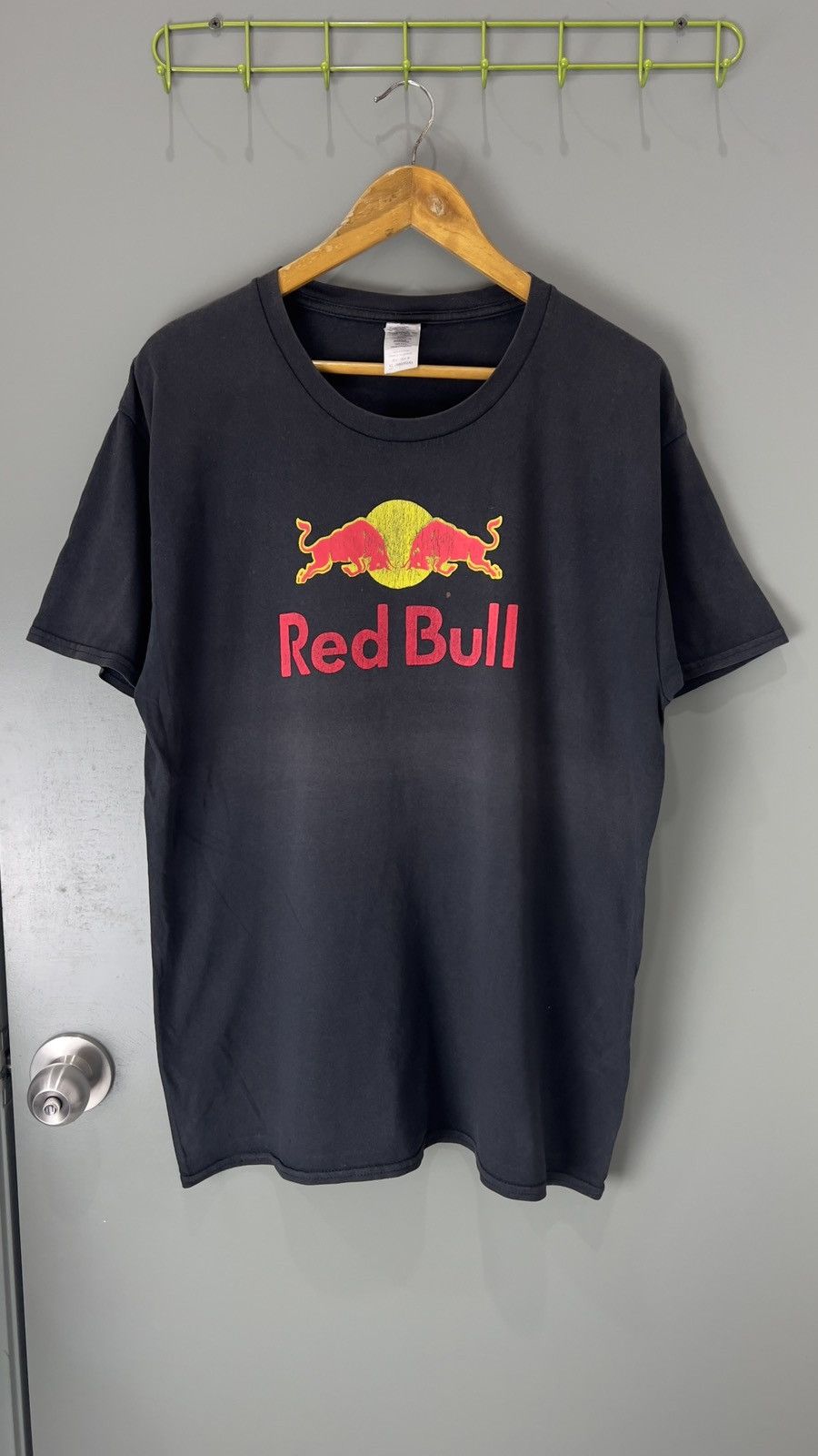 Gildan × Red Bull Red Bull Tee Size US XL / EU 56 / 4 - 2 Thumbnail