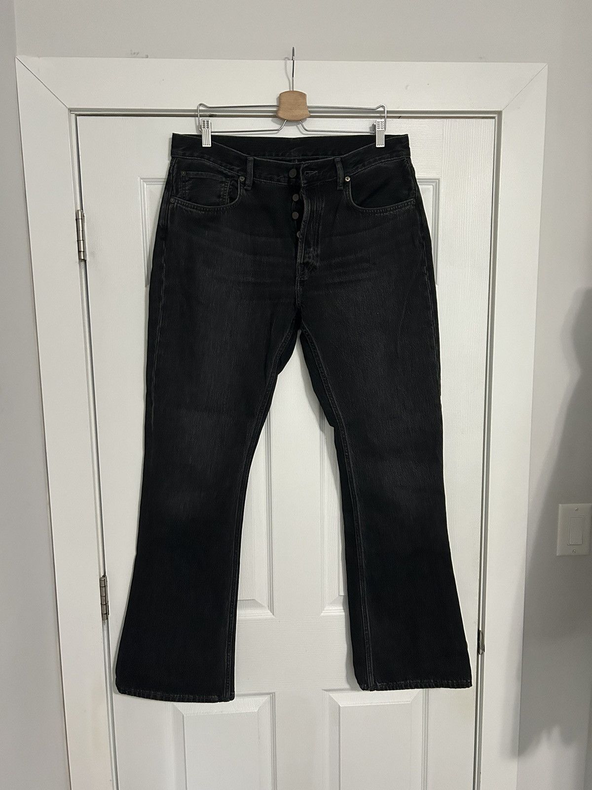 【新品】Acne Studios 1992M VIntage Black Acne Studios Regular fit jeans - 1992M - Black | REVERSIBLE