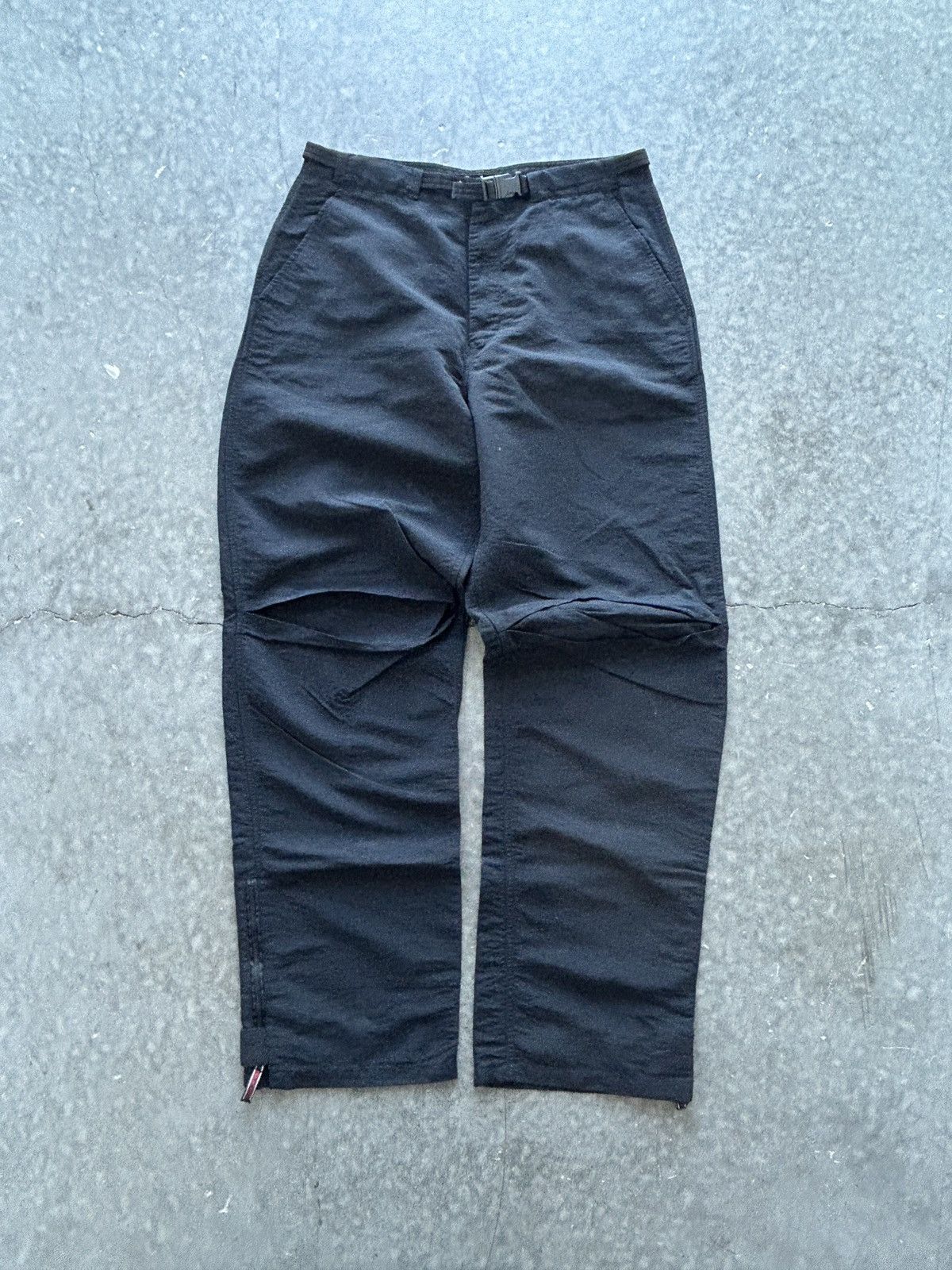 Guess Vintage 90s Guess Nylon Track Pants Baggy Fit Size US 32 / EU 48 - 1 Thumbnail
