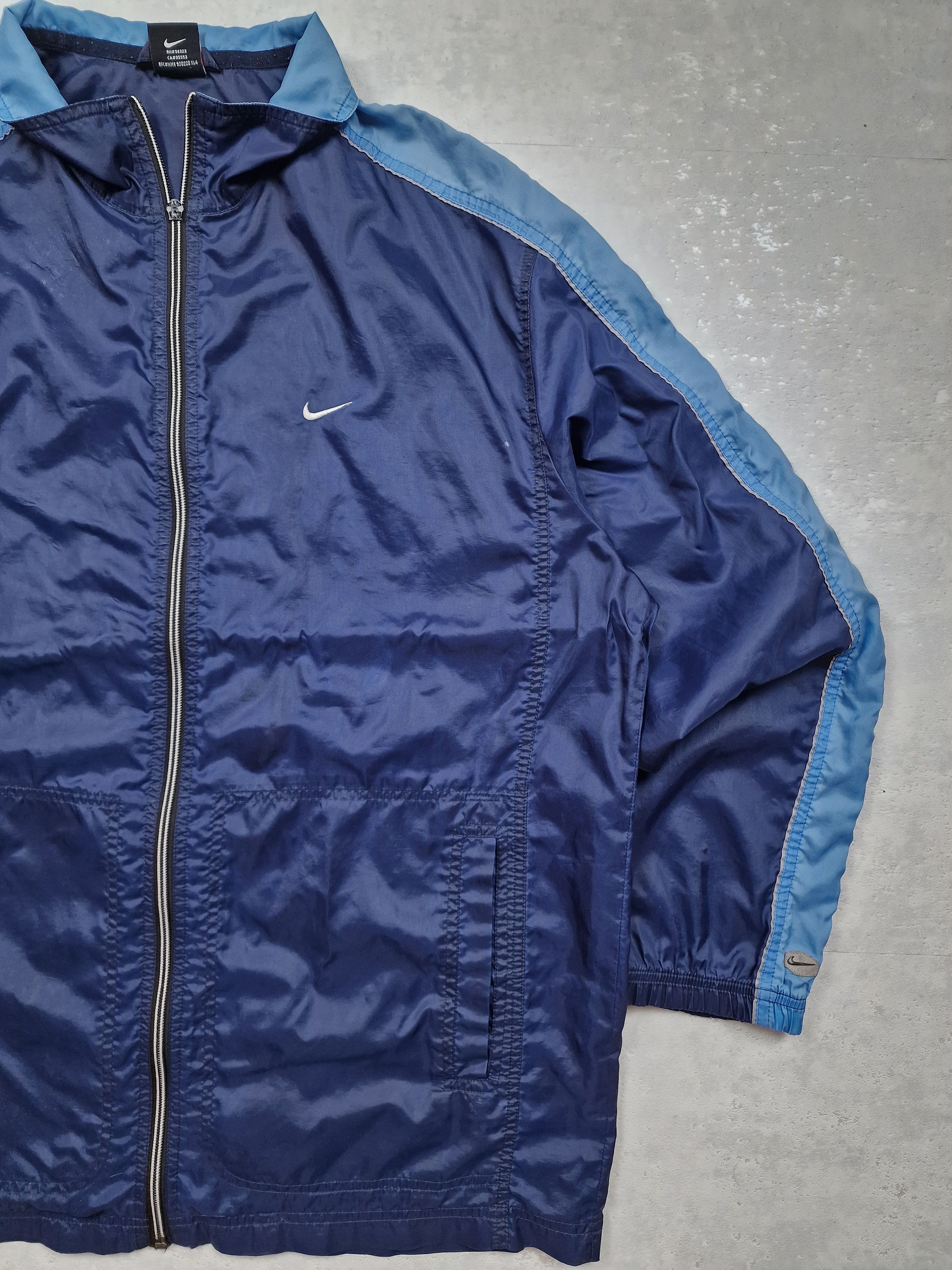 Nike 00s Nike Retro Logo Vintage Y2K Oversized Nylon Retro Jacket Size US L / EU 52-54 / 3 - 3 Thumbnail