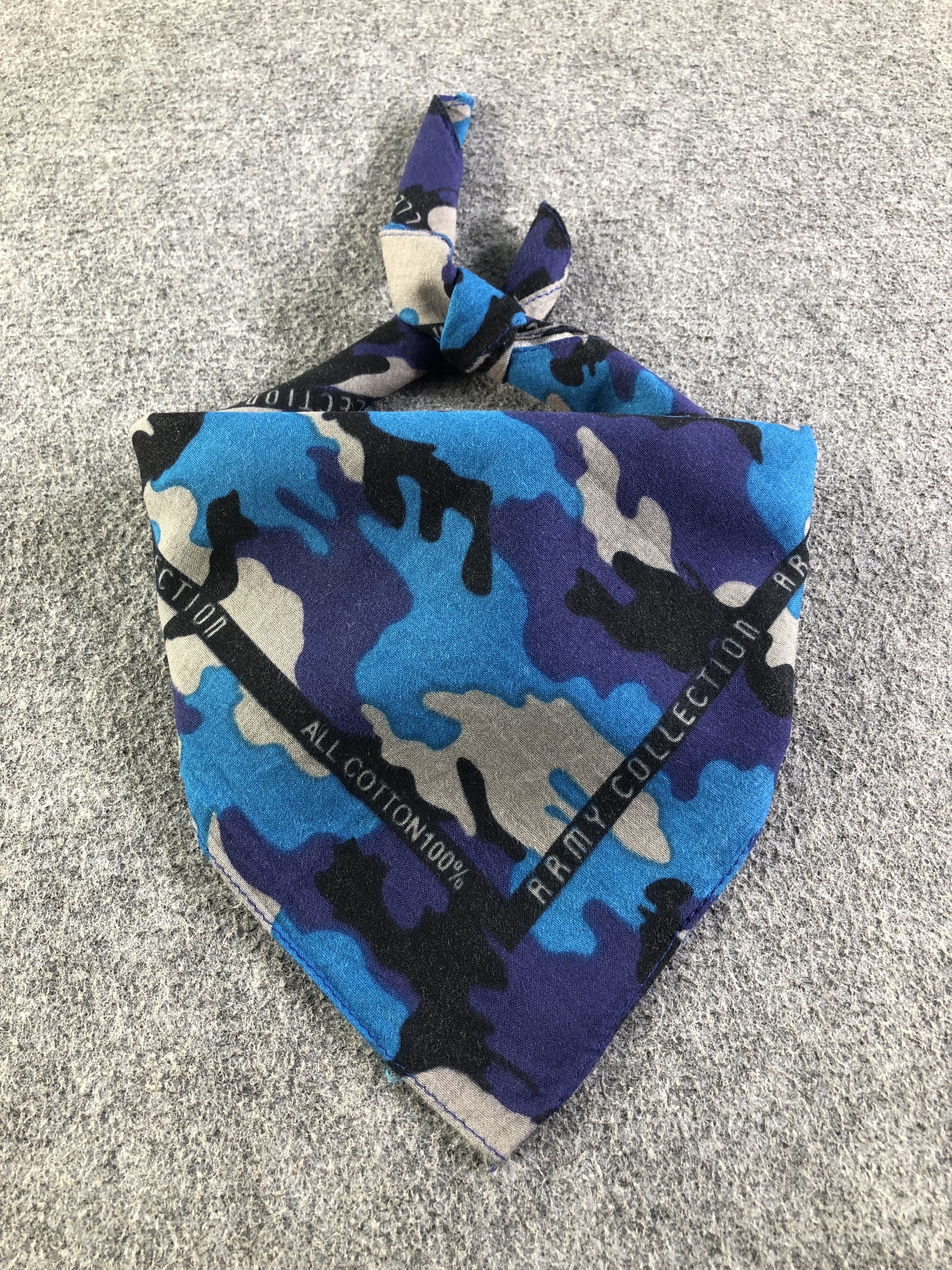 Uniqlo Army Collection Camo Handkerchief / Bandana / Neckerchief Size ONE SIZE - 1 Thumbnail