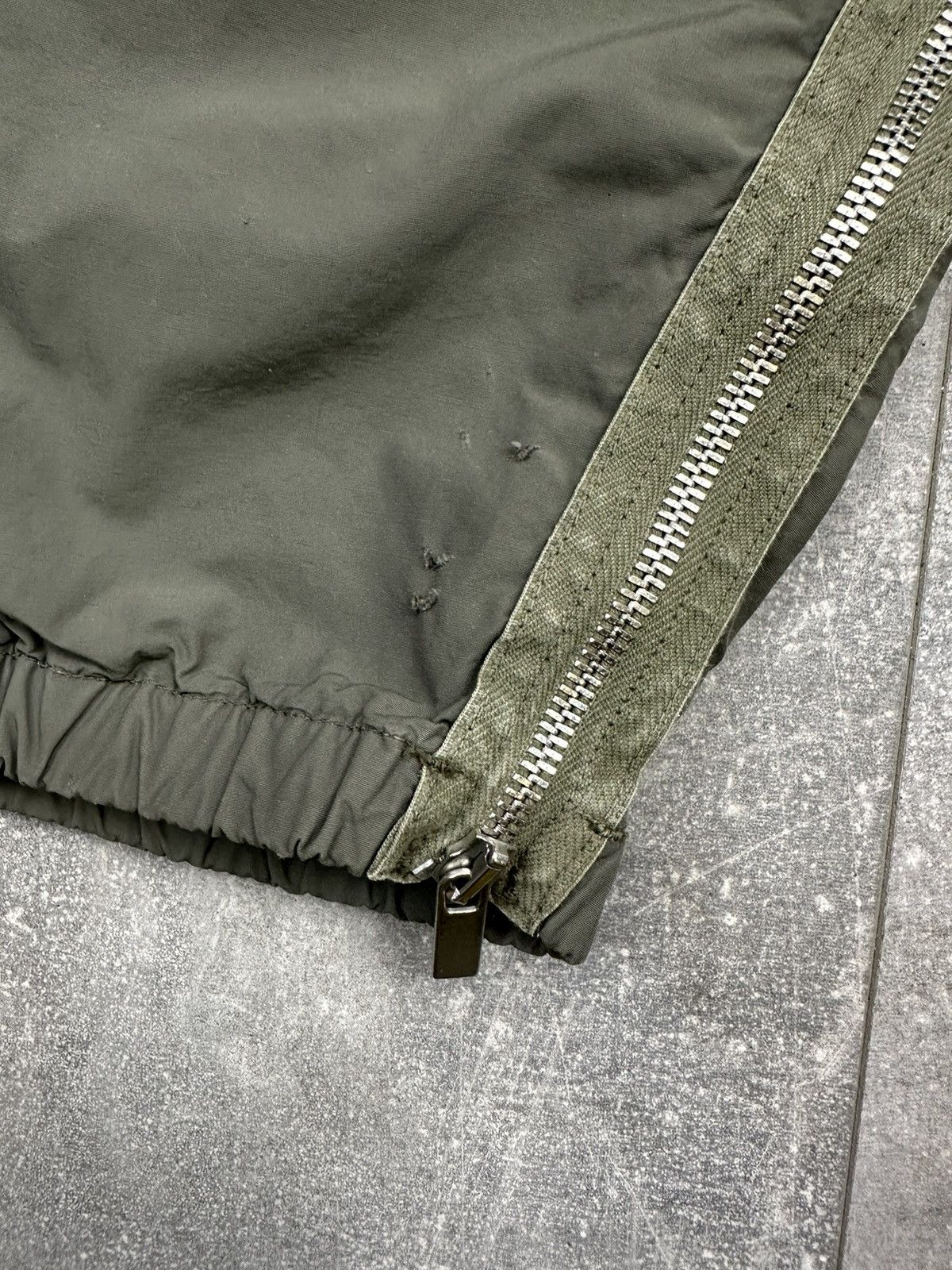 Diesel Women’s Khaki Diesel Double Knee Jogger Pants Y2K Size 27" / US 4 / IT 40 - 10 Thumbnail