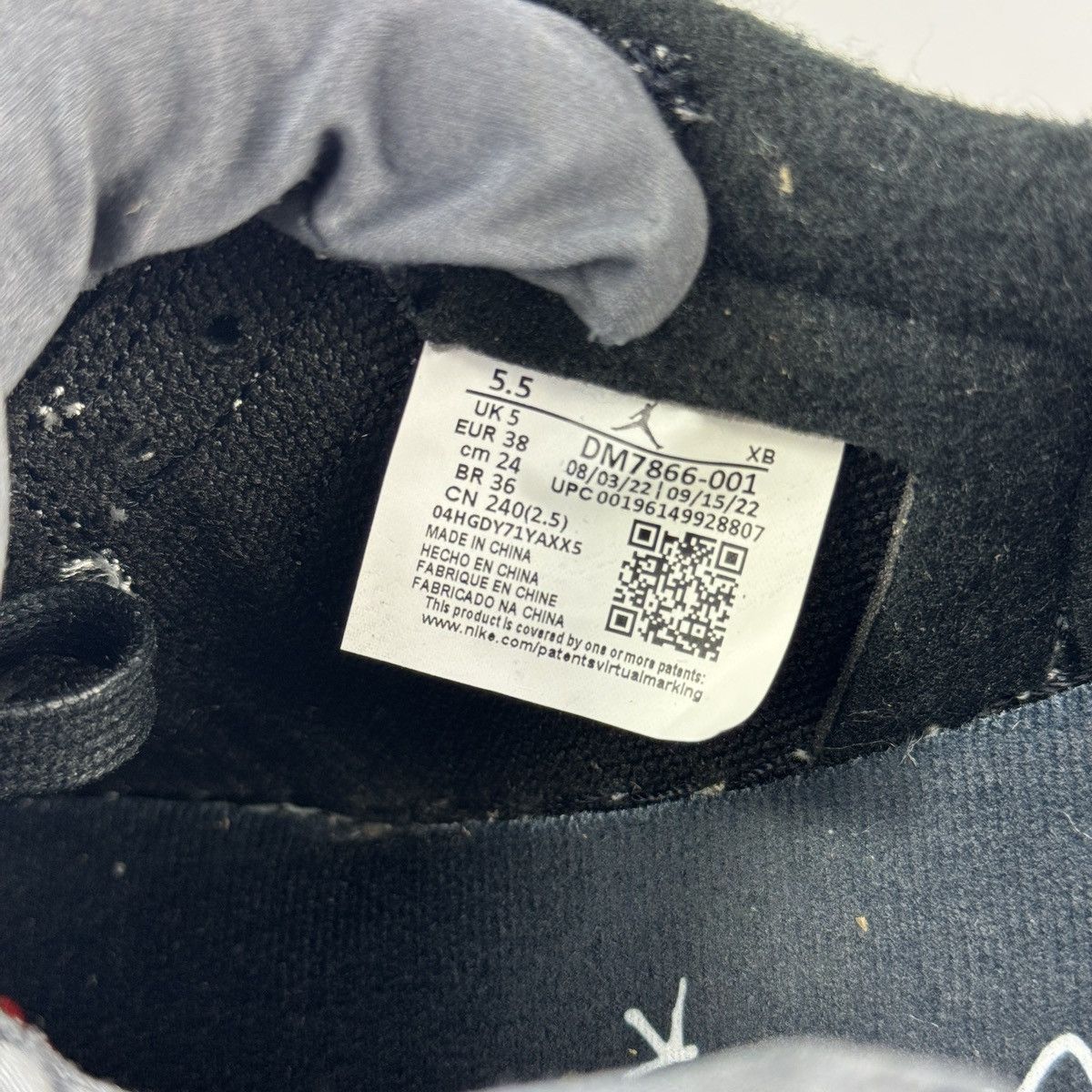 Jordan Brand × Travis Scott JORDAN 1 RETRO LOW TRAVIS SCOTT BLACK PHANTOM SNEAKERS Size US 5.5 / EU 38 - 10 Thumbnail