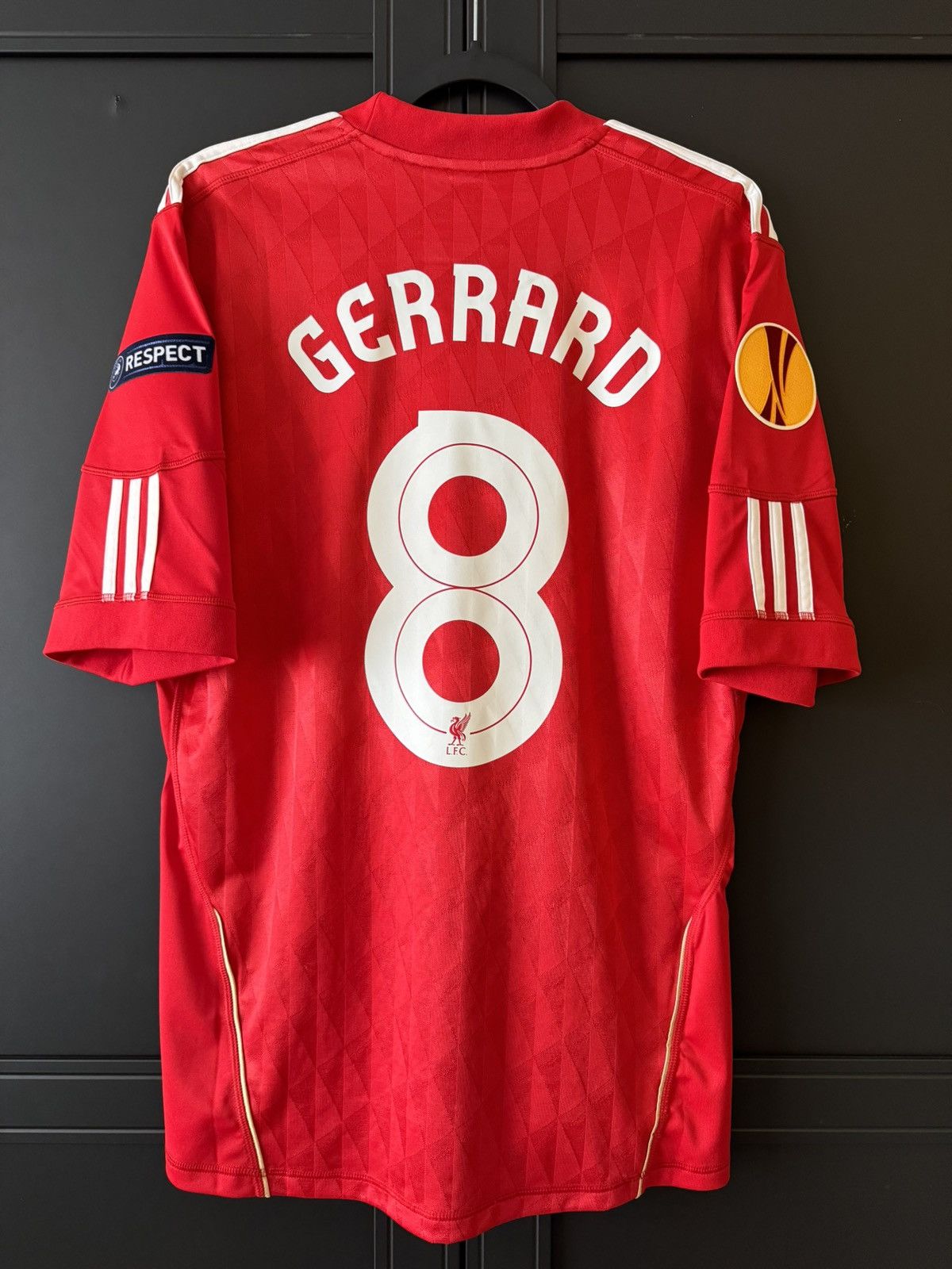 Adidas Liverpool 2010-12 Home GERRARD - P96763 - (M) Size US M / EU 48-50 / 2 - 2 Thumbnail