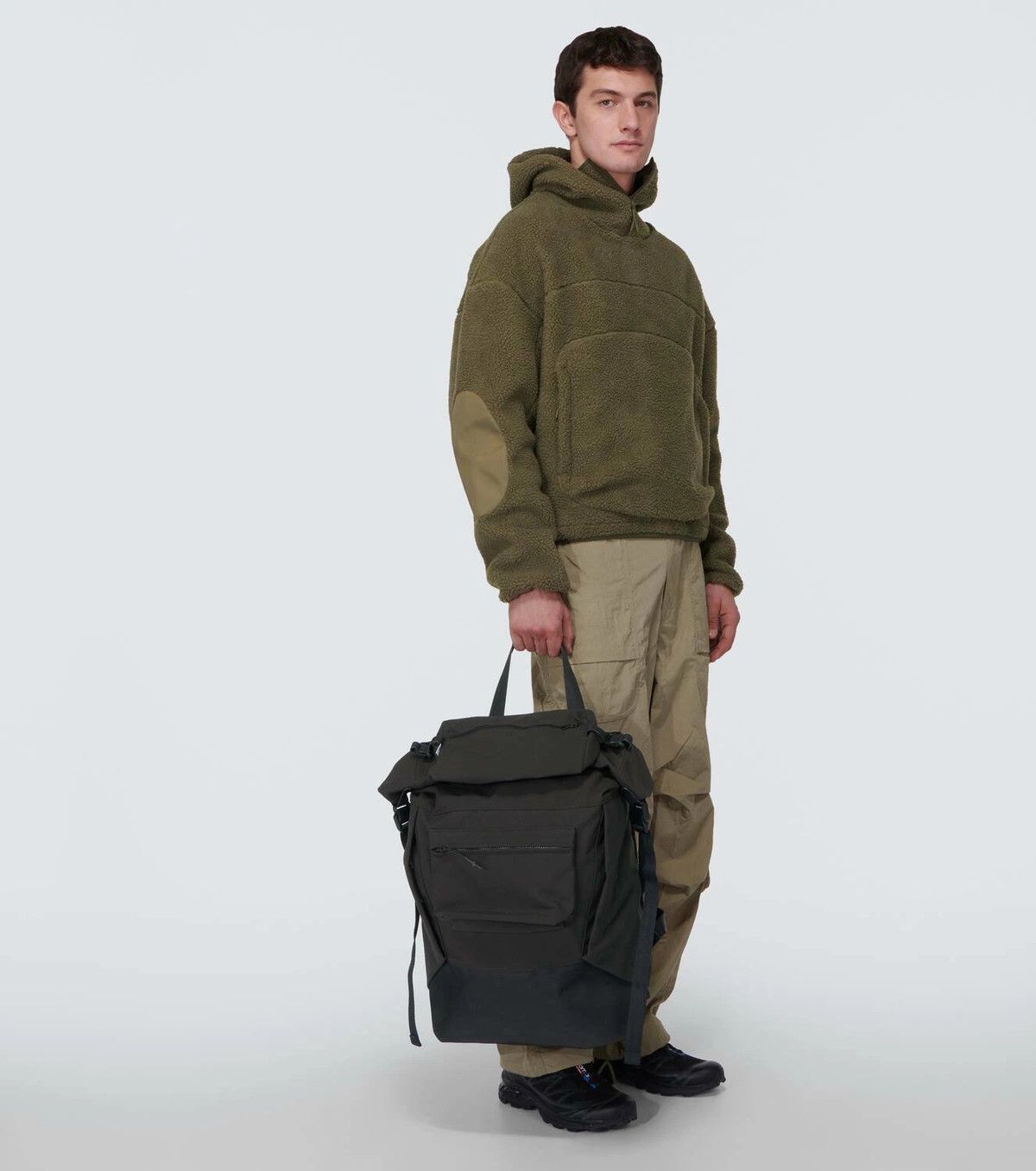 GORETEX 2L BACKPACK DARK GRAY SOIL