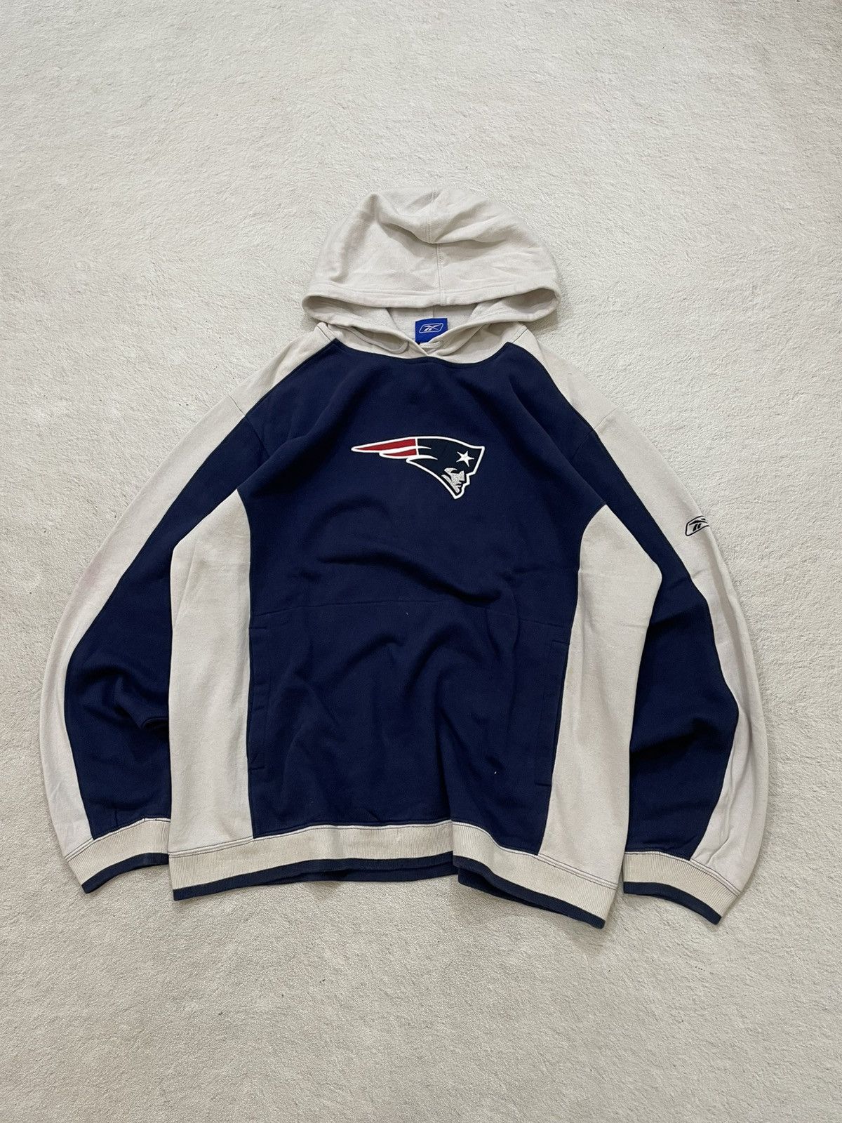 If Six Was Nine 2000s NFL New England Patriots Hoodie Reebok Y2K Japanese Size US XXL / EU 58 / 5 - 1 Thumbnail