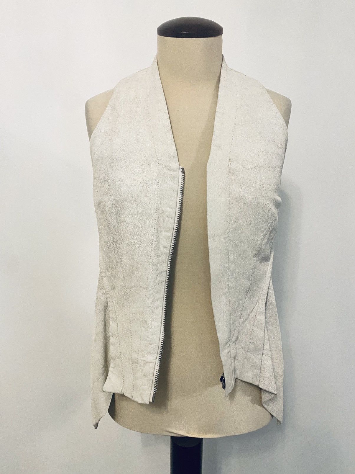 Rick Owens Authentic Rick Owens distressed style leather vest Size S / US 4 / IT 40 - 1 Thumbnail