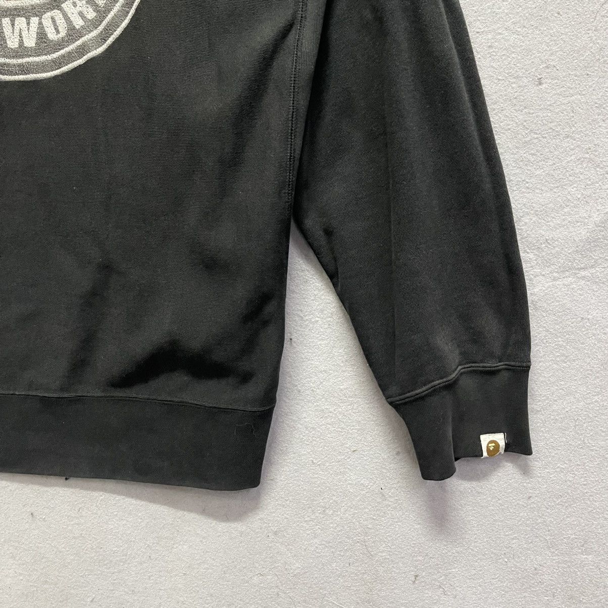 Bape Vintage A Bathing Ape BAPE “Busy Works” Crewneck Sweatshirt Size US L / EU 52-54 / 3 - 4 Thumbnail