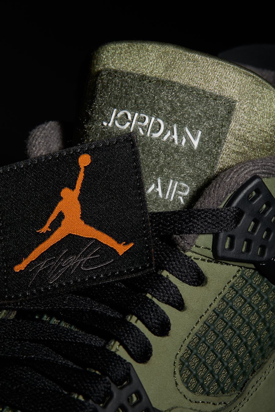 Jordan Brand × Undefeated jordan 4 undefeated Size US 9 / EU 42 - 3 Thumbnail