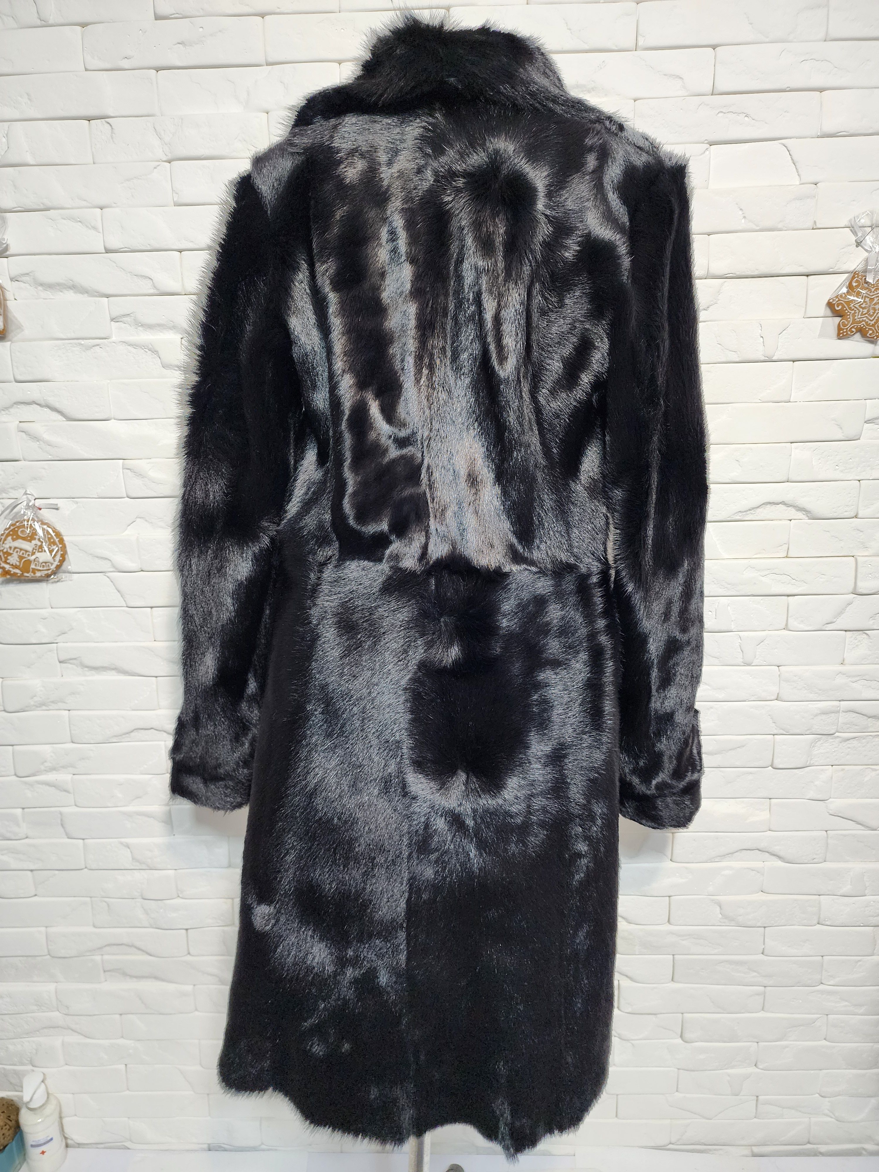 Furla Long Black Fur Two-Sided Women's Coat: Velvet Finish Size S / US 4 / IT 40 - 9 Thumbnail