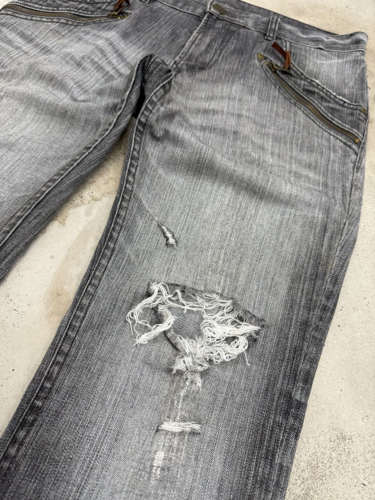 Nicole Club Monsieur Nicole 1974 Whisker Straight Leg Distressed Pants Size US 32 / EU 48 - 8 Thumbnail