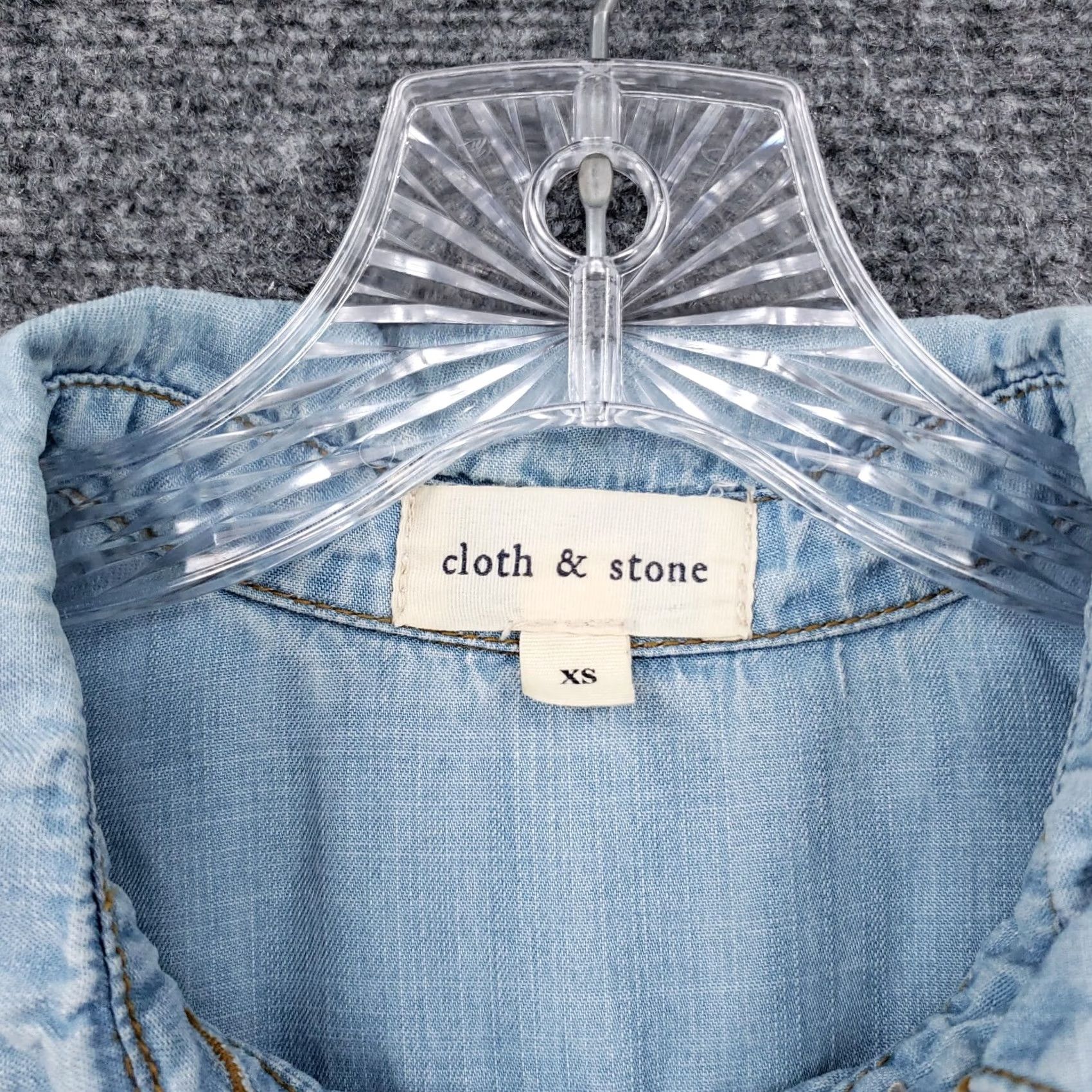 CLOT Cloth & Stone Shirt Womens XS Blue Chambray Button Down Long Sleeve Size XS / US 0-2 / IT 36-38 - 6 Thumbnail