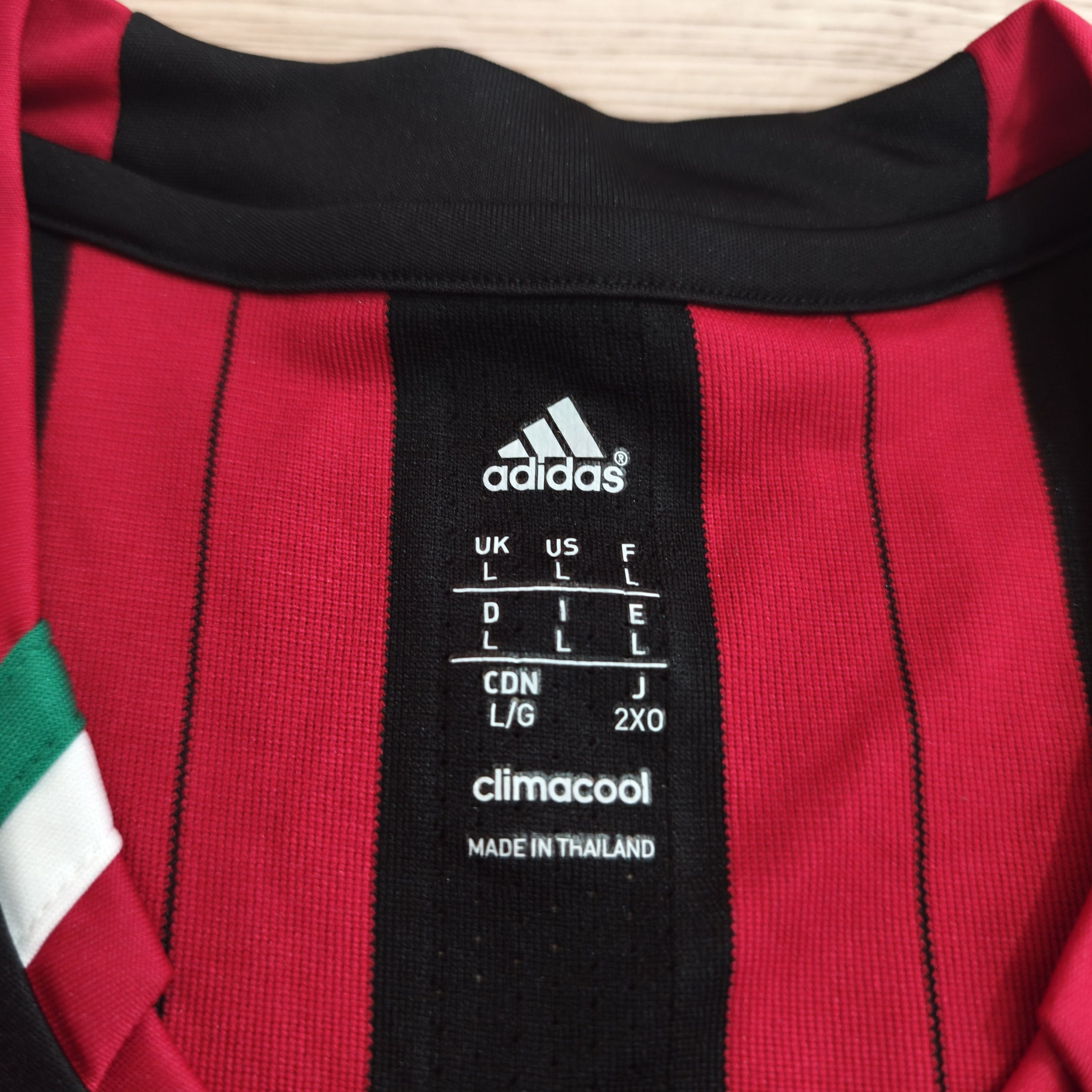 Adidas AC Milan Size US L / EU 52-54 / 3 - 5 Thumbnail