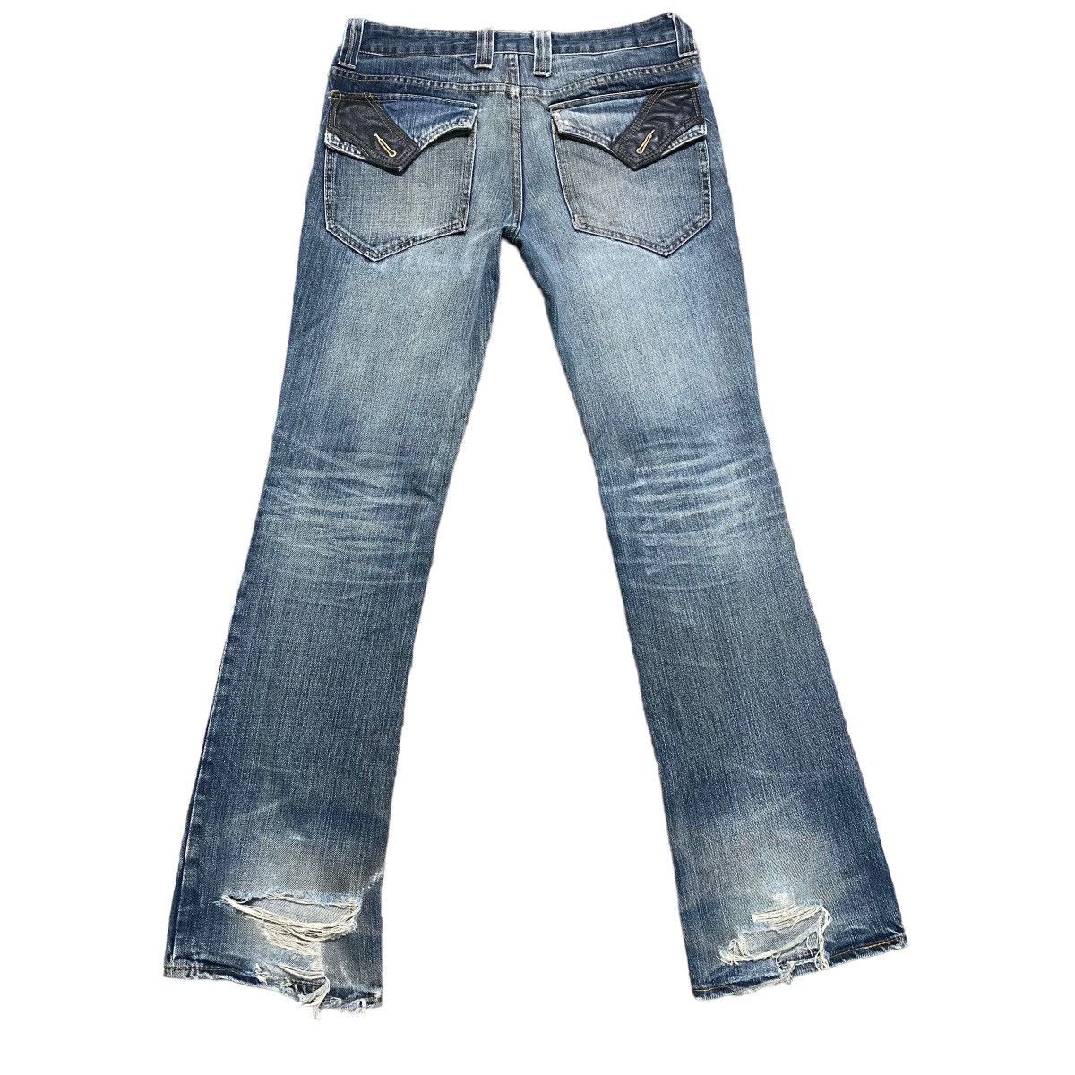Japanese Brand Japanese Brand TRIXY Thrashed Mudmax Flare Jeans Size US 30 / EU 46 - 2 Thumbnail